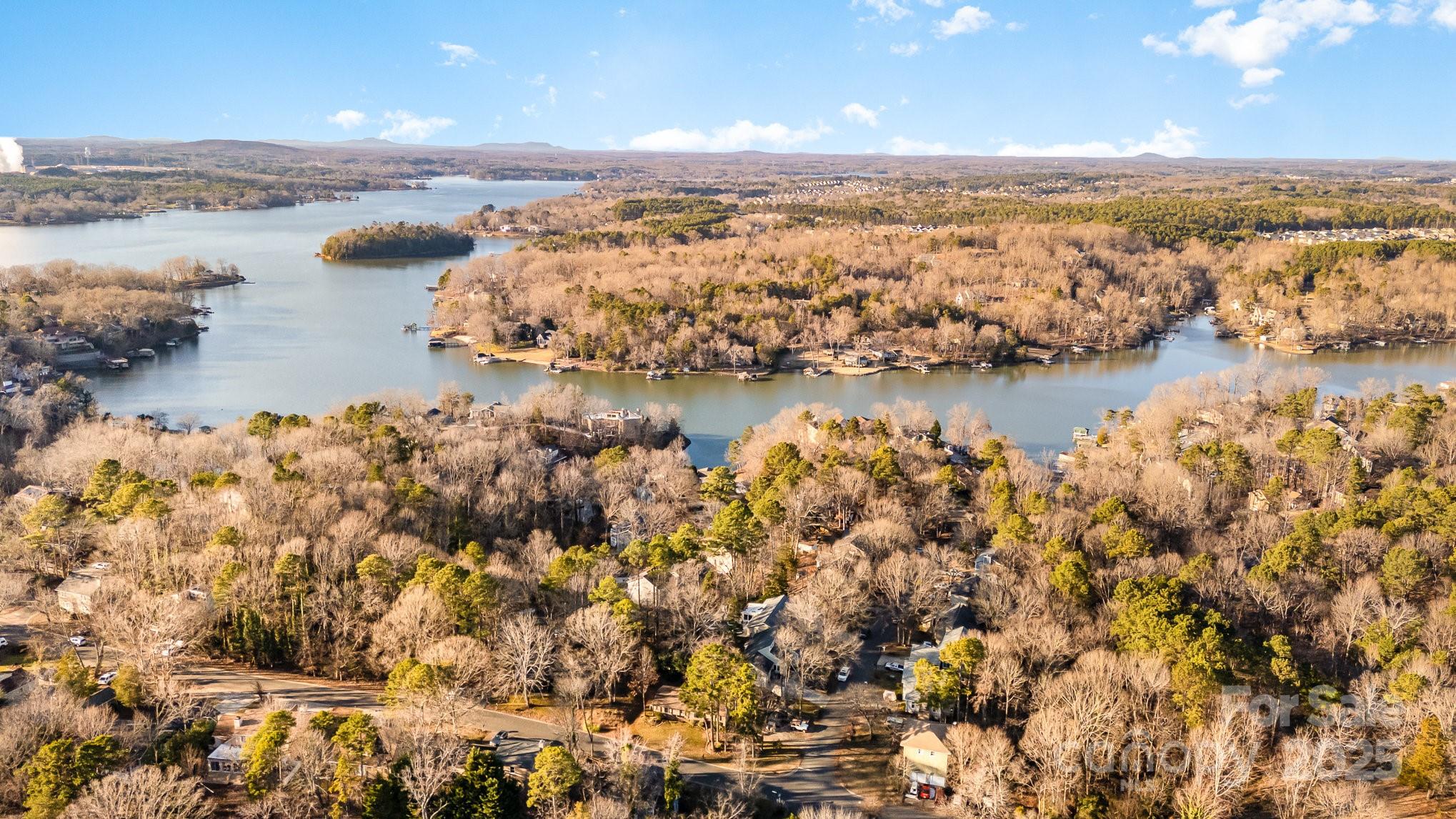 Tega Cay - Residential