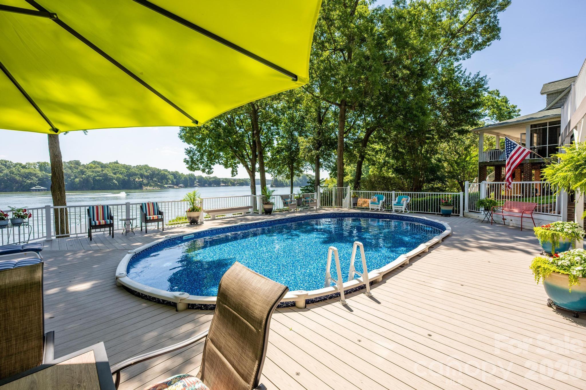 Lake Norman Woods - Residential