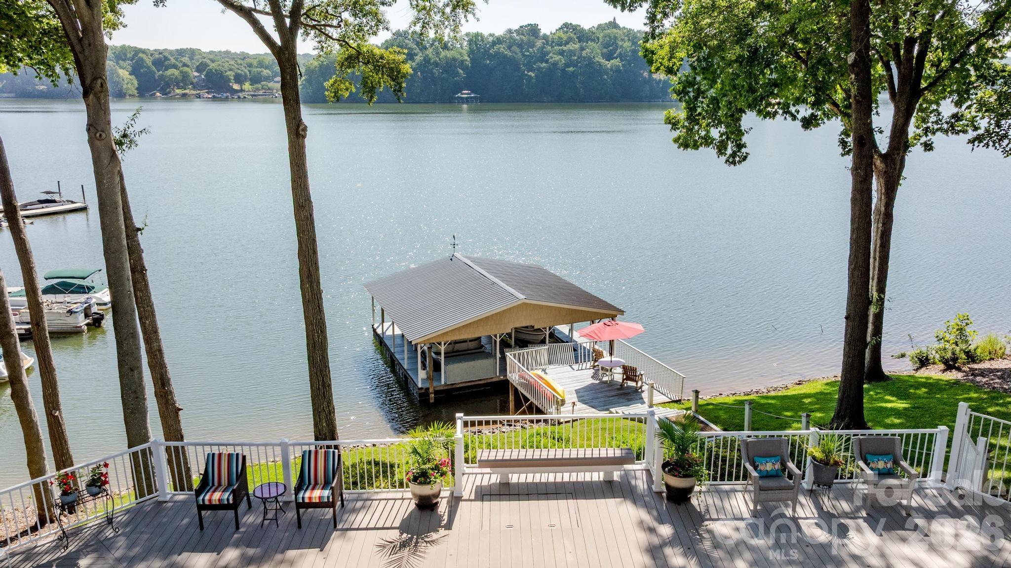 Lake Norman Woods - Residential