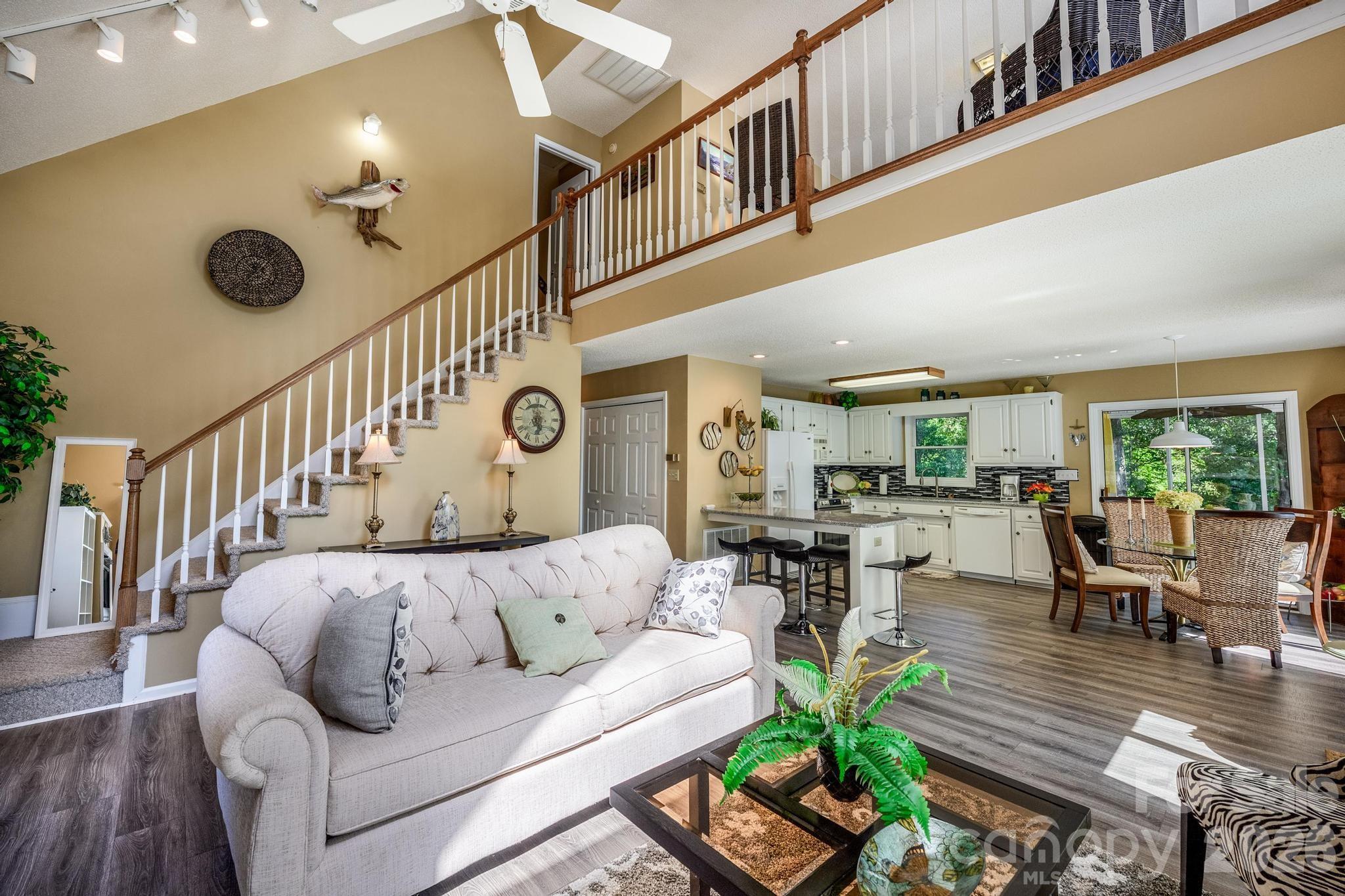 Lake Norman Woods - Residential