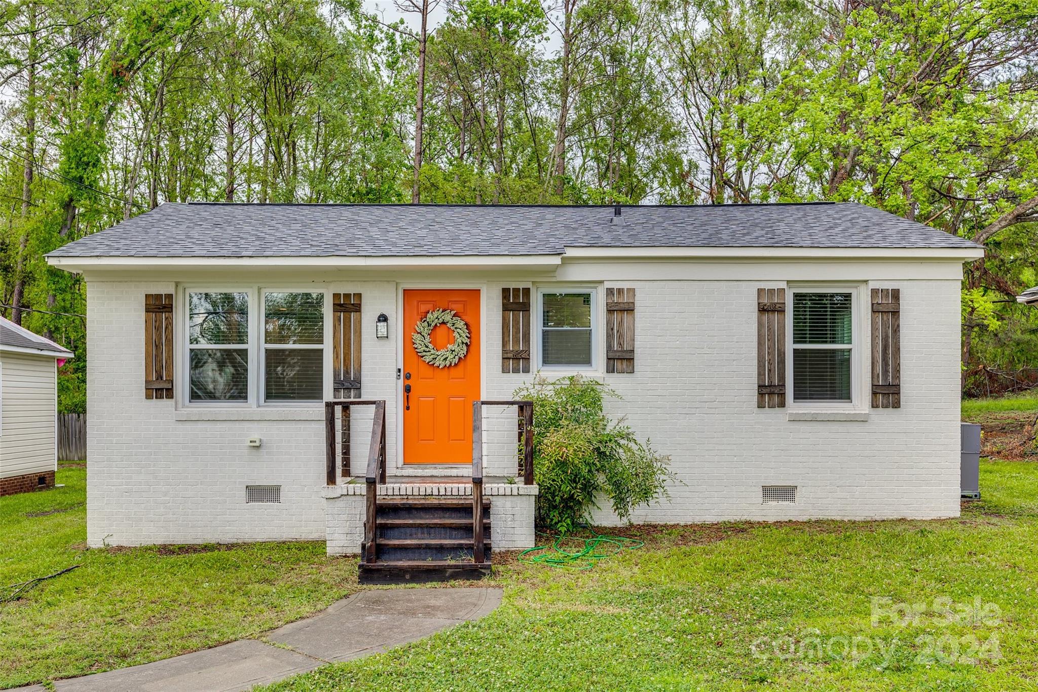 Just minutes from Downtown Rock Hill,  this is a great starter home or an investment property!  Completely renovated in 2022, enjoy this all brick home with lots of updates inside all. All stainless steel appliances, granite countertops, and beautiful hardwood flooring. Completely new roof was just completed last week.   Go take a look for yourself!
