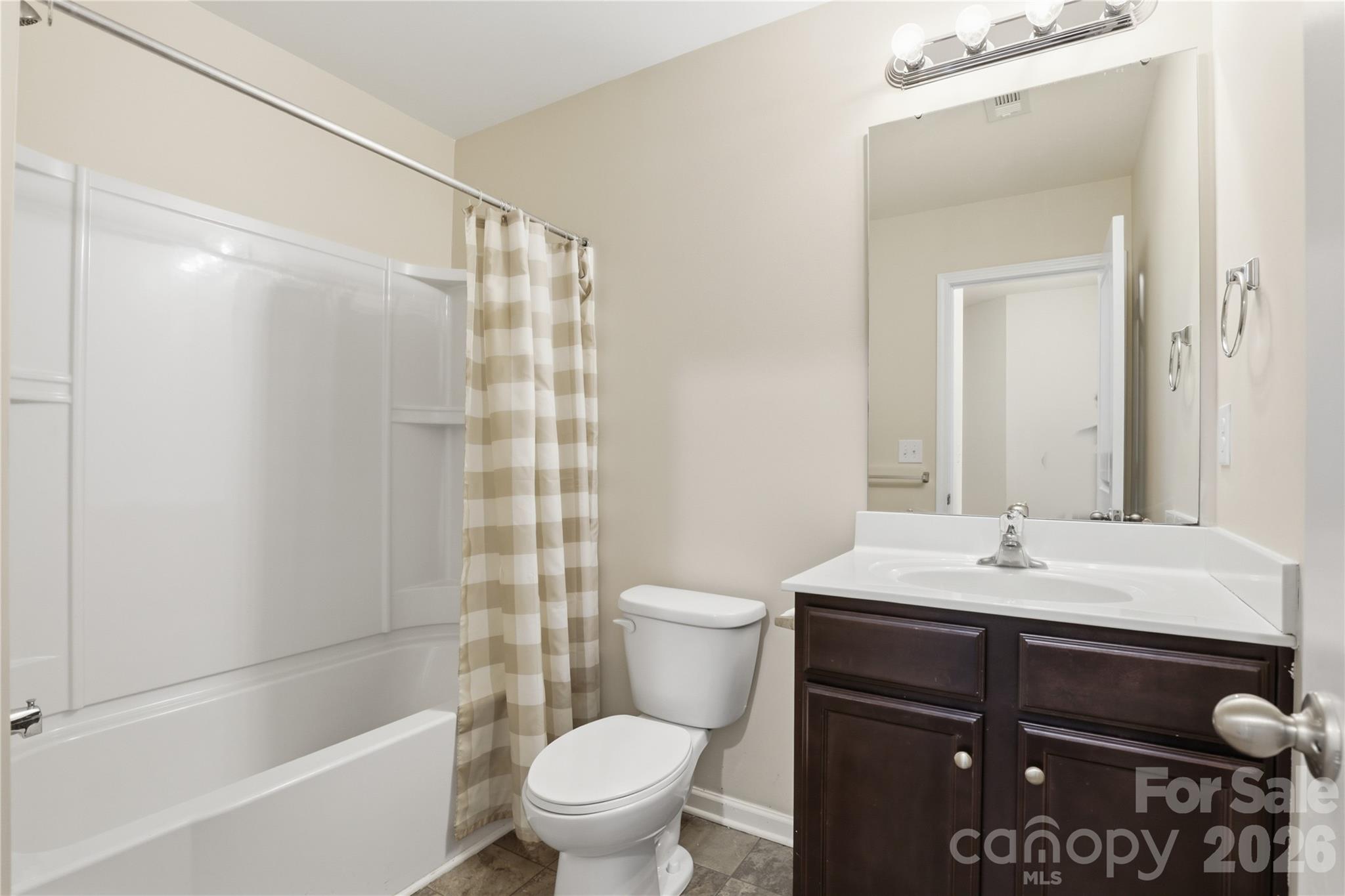 Coventry Townhomes - Residential