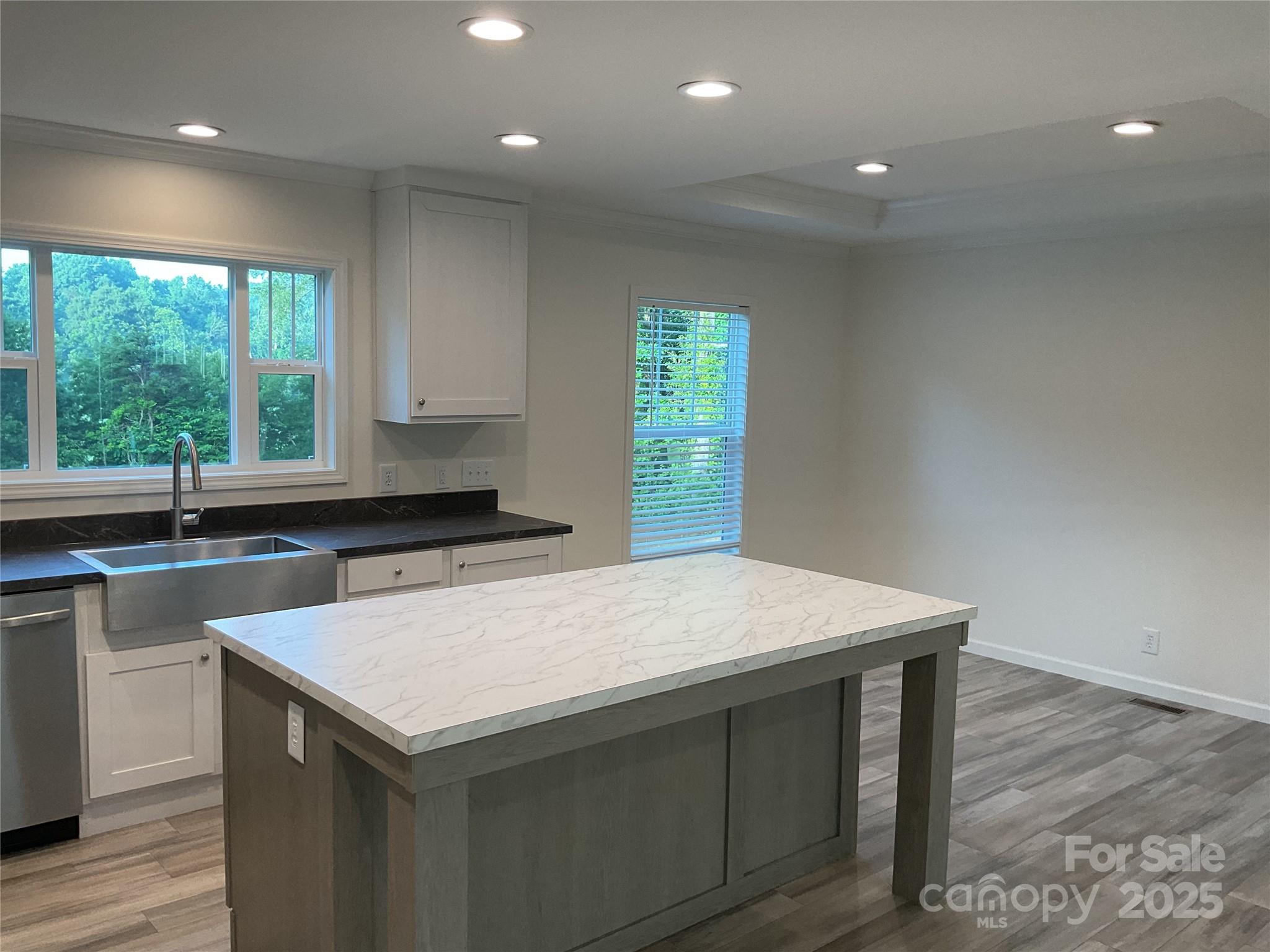 Stones Edge - Residential