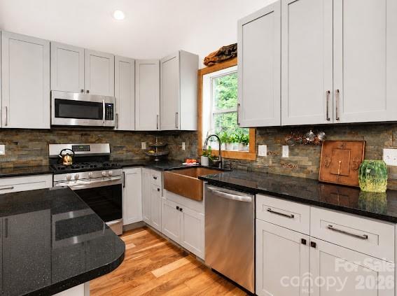 Flat Top Mountain - Residential