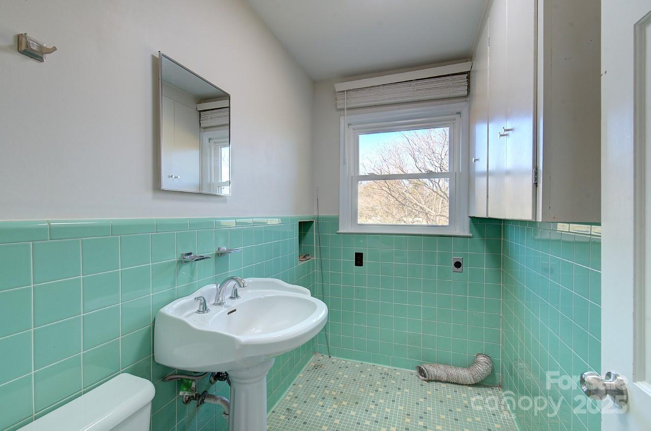 Montclaire - Residential