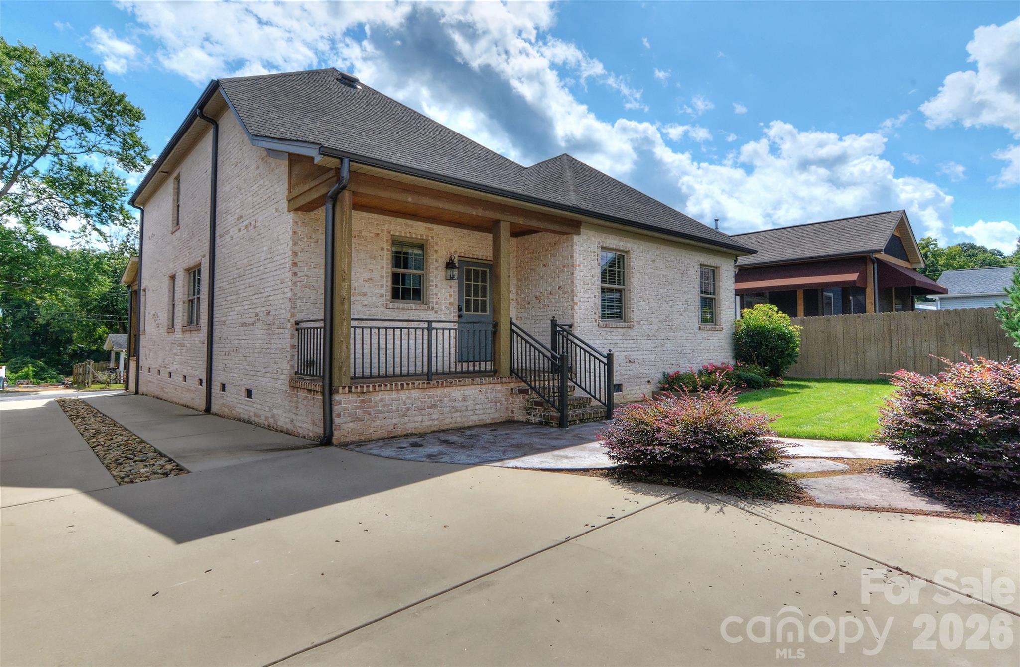 Shirley B Smith Estate - Residential