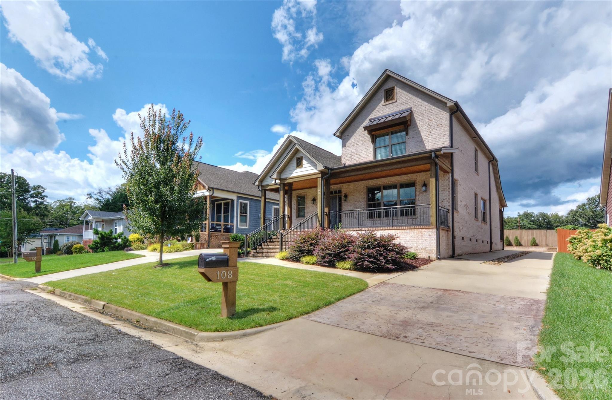 Shirley B Smith Estate - Residential