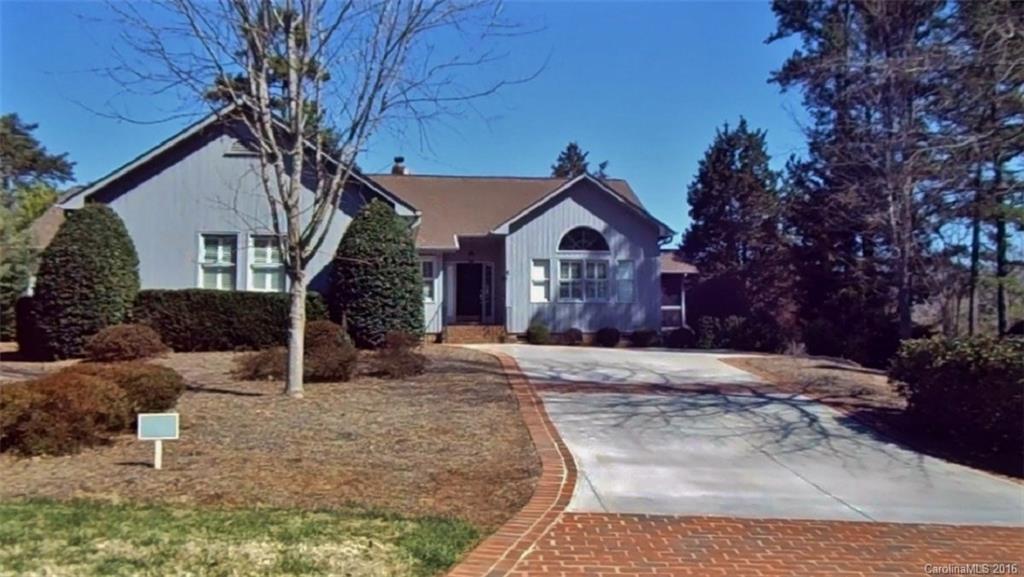 Stunning ranch on golf course with fabulous views of the course. Lots of updates and in very good condition. This home has an office that could possibly be a 4th bedroom, if needed. The yard is beautifully landscaped. A must see!!!