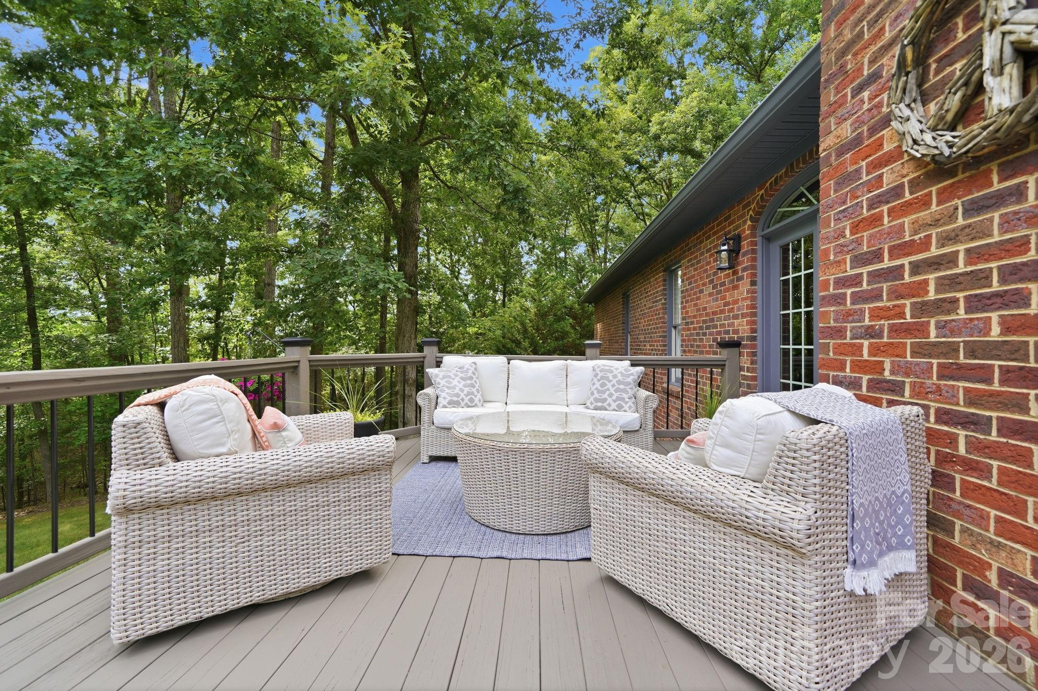 Royal Oaks - Residential