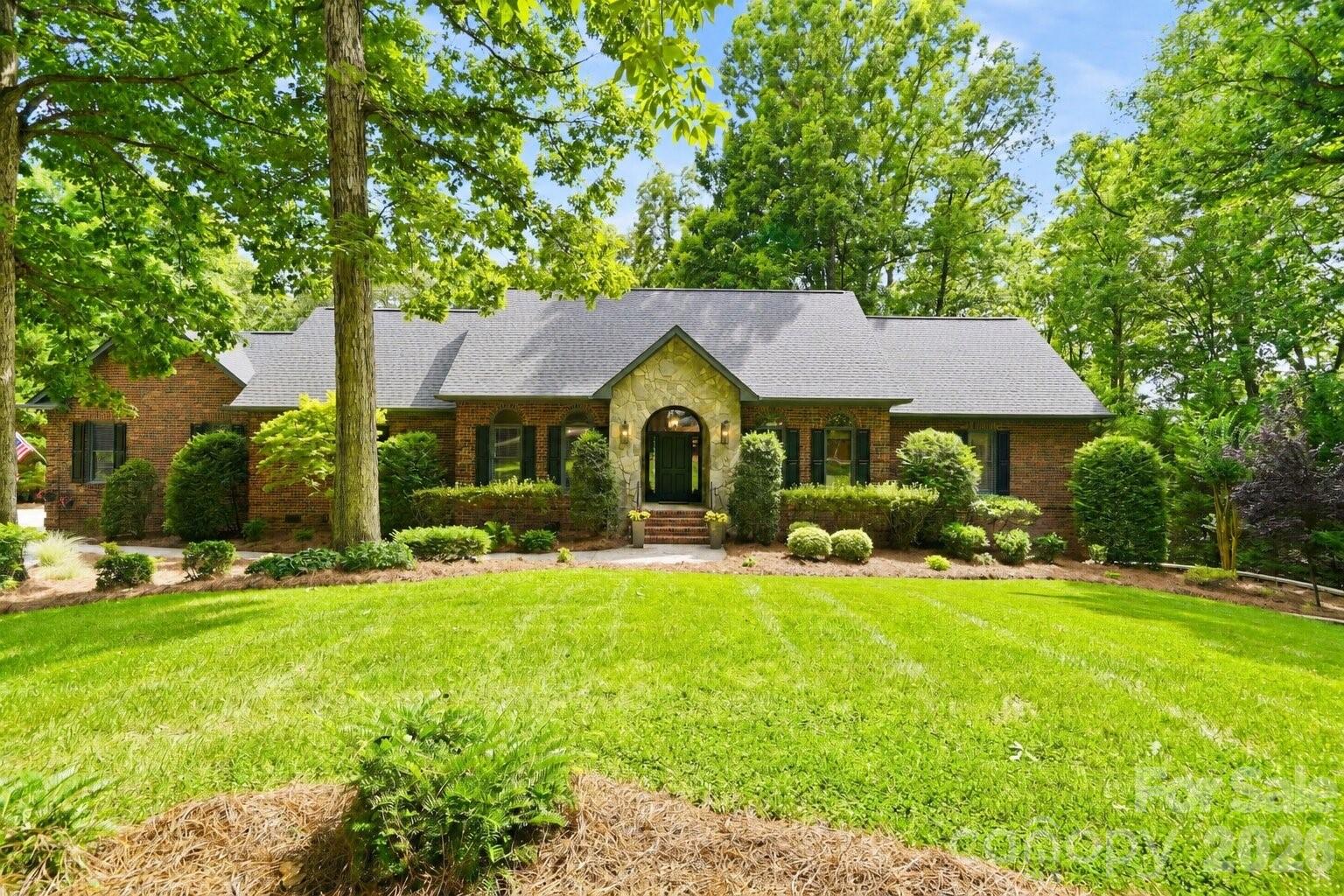 Royal Oaks - Residential