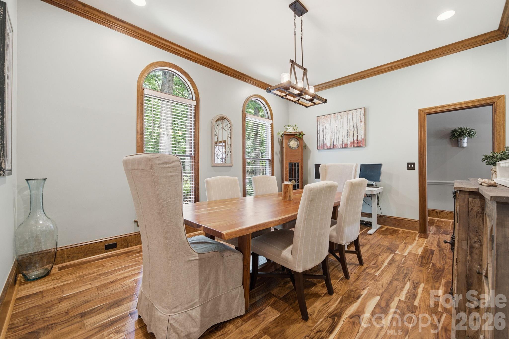 Royal Oaks - Residential