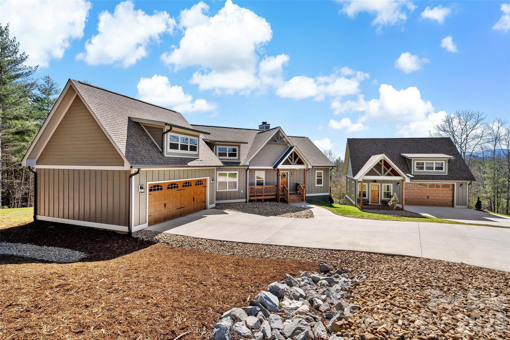 Bear Cliff - Residential