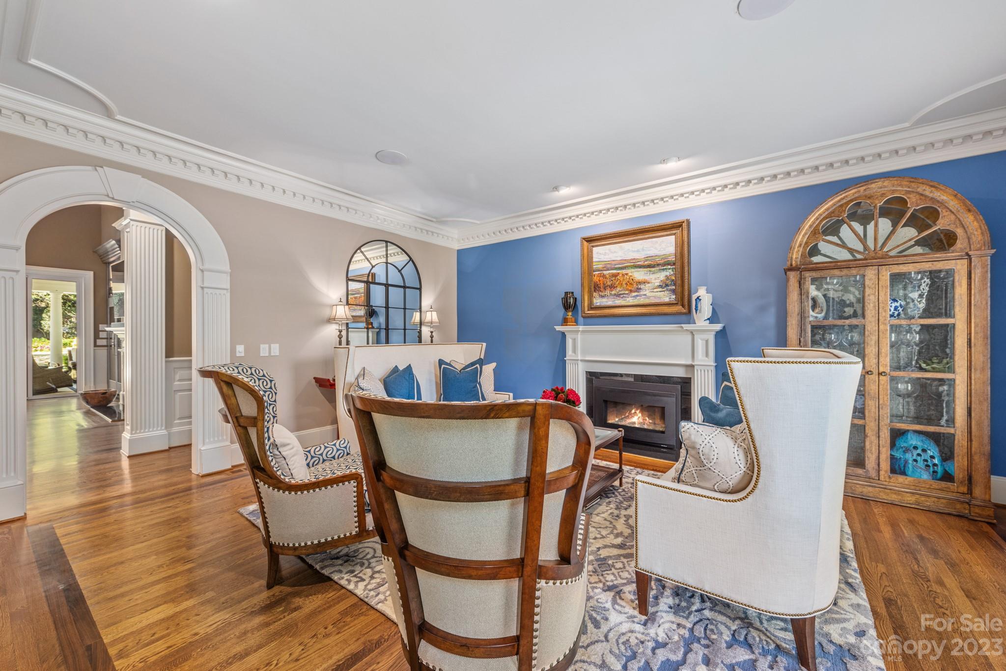 Seven Eagles - Residential