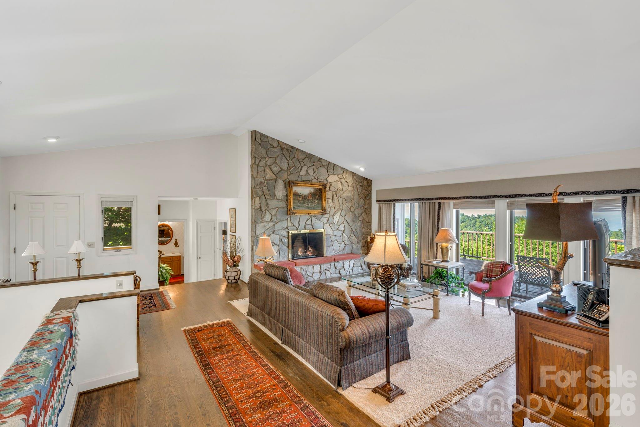 Green Hill - Residential