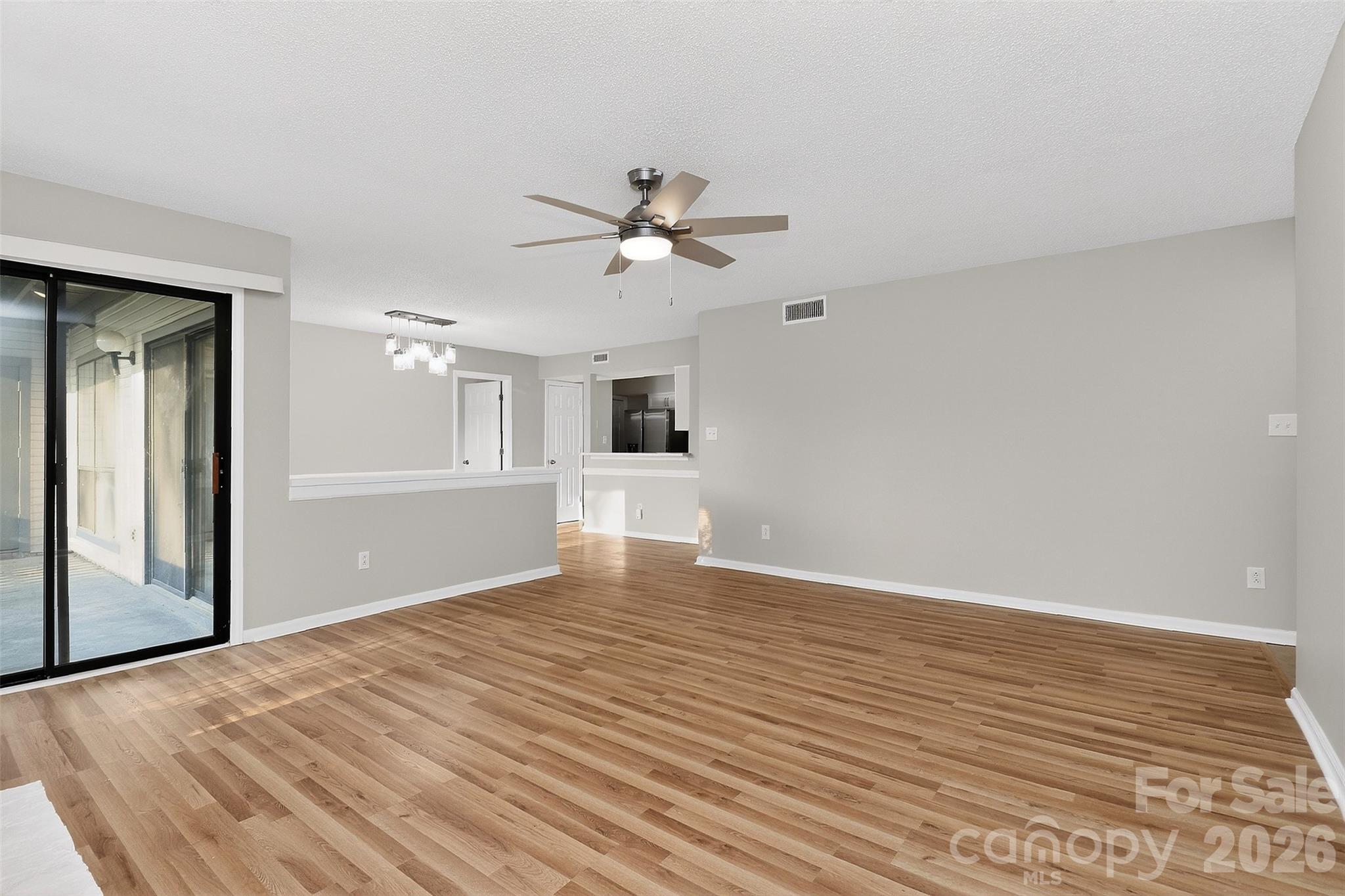 Harris Lake - Residential