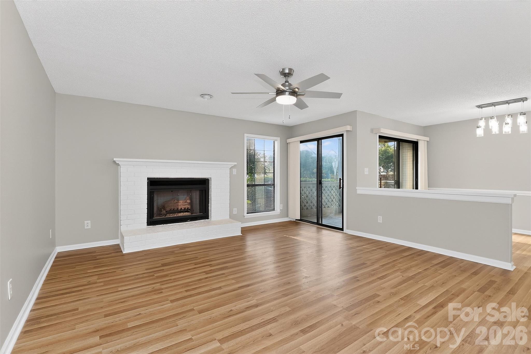 Harris Lake - Residential