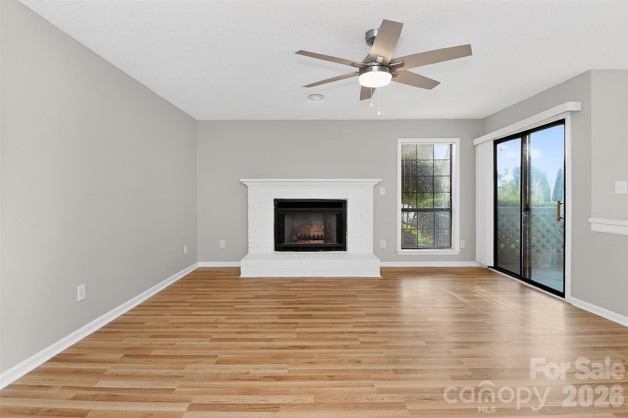 Harris Lake - Residential