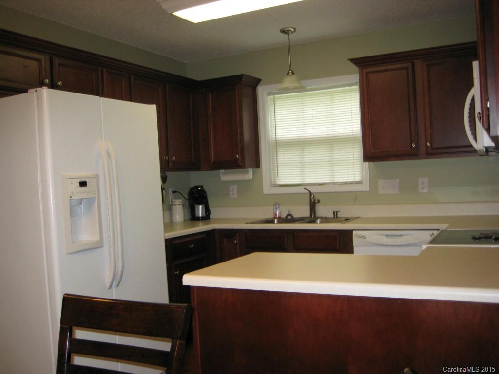 Avery Lake - Residential