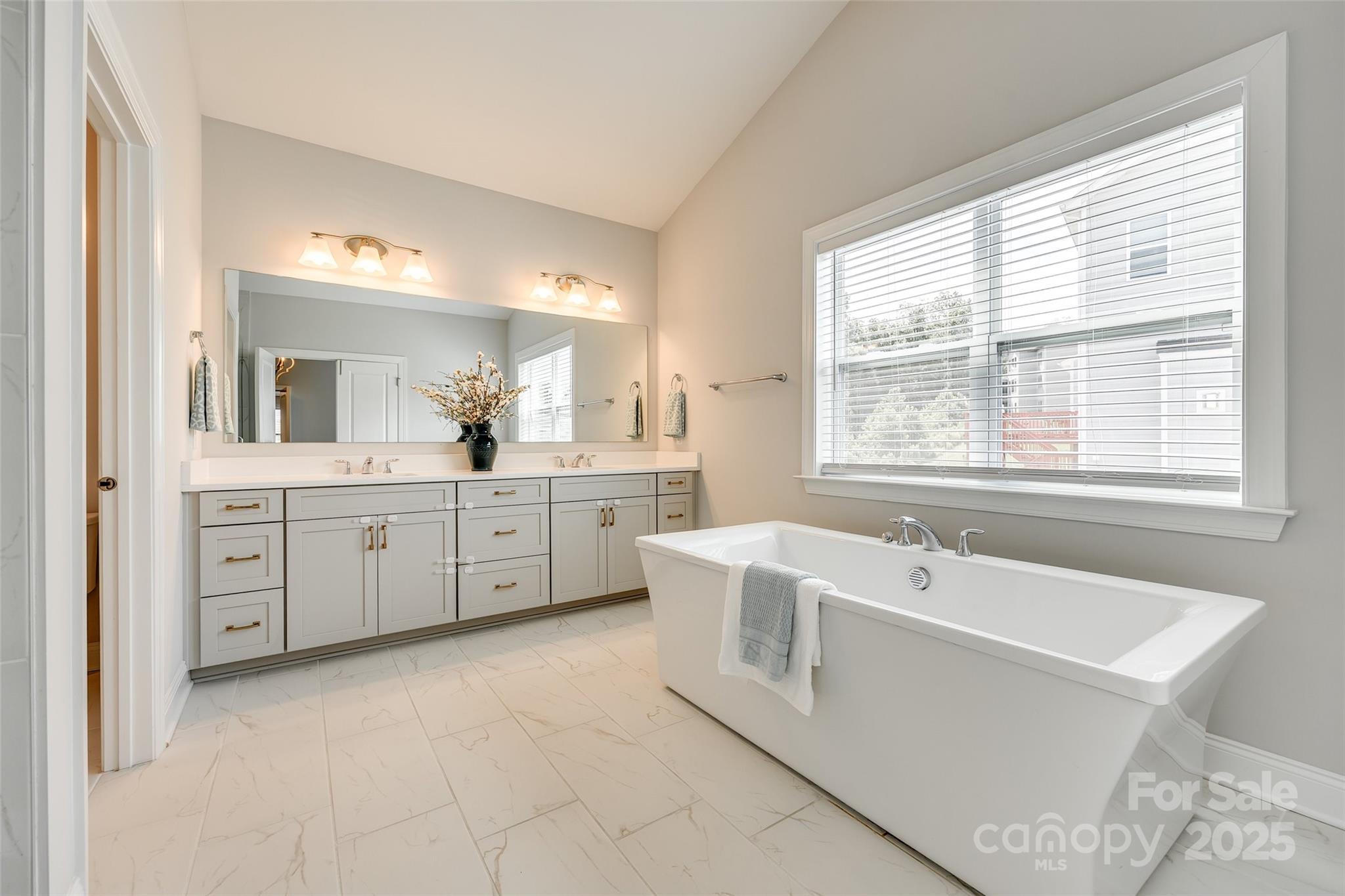 The Manors at Lake Ridge - Residential