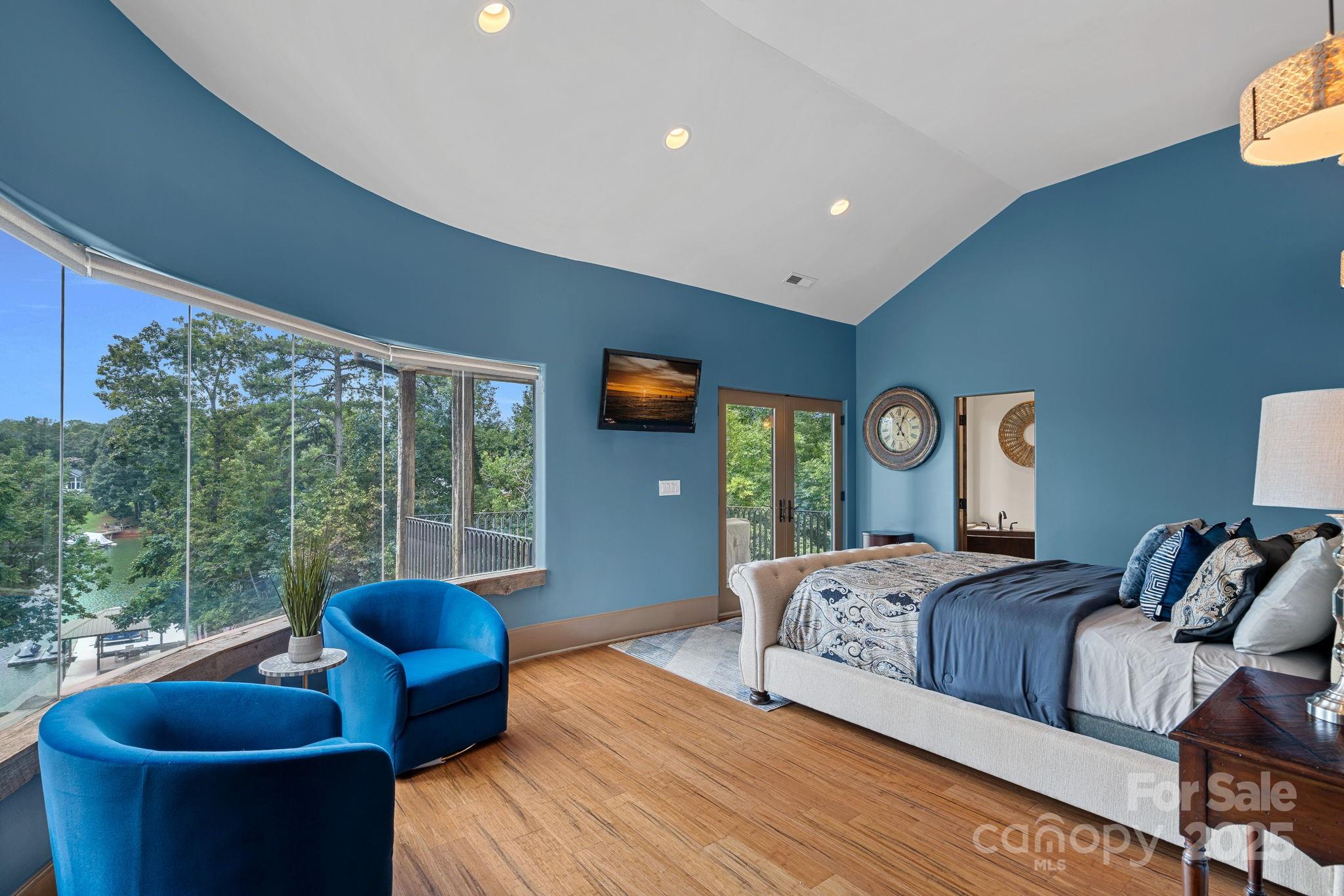 Pebble Bay - Residential