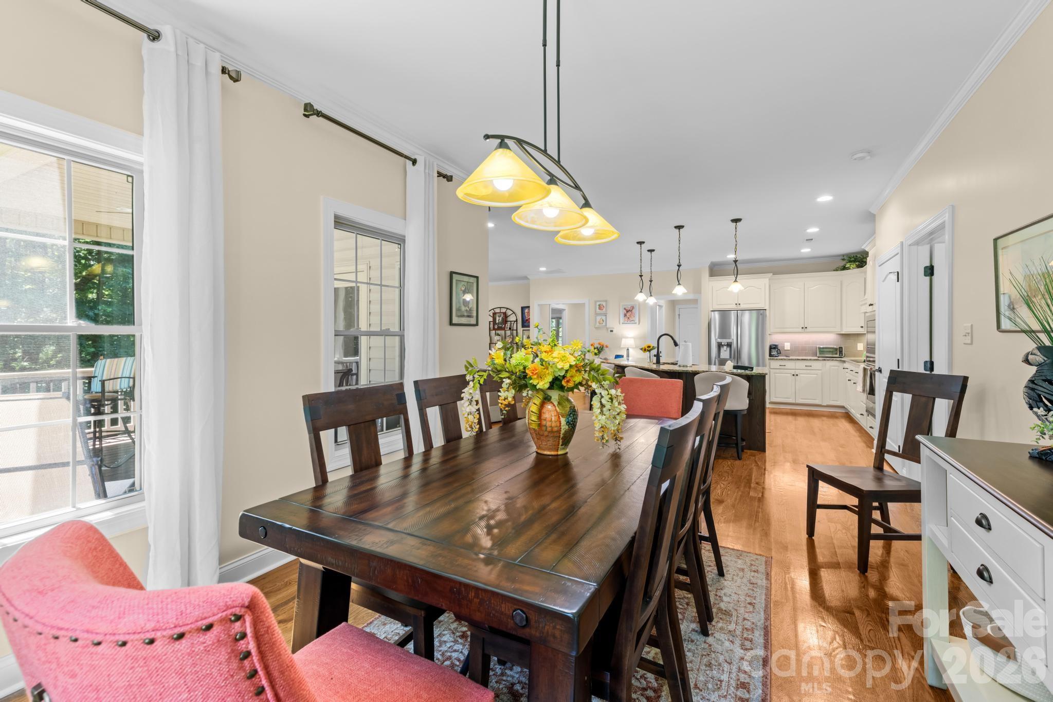 EDGEWATER - Residential