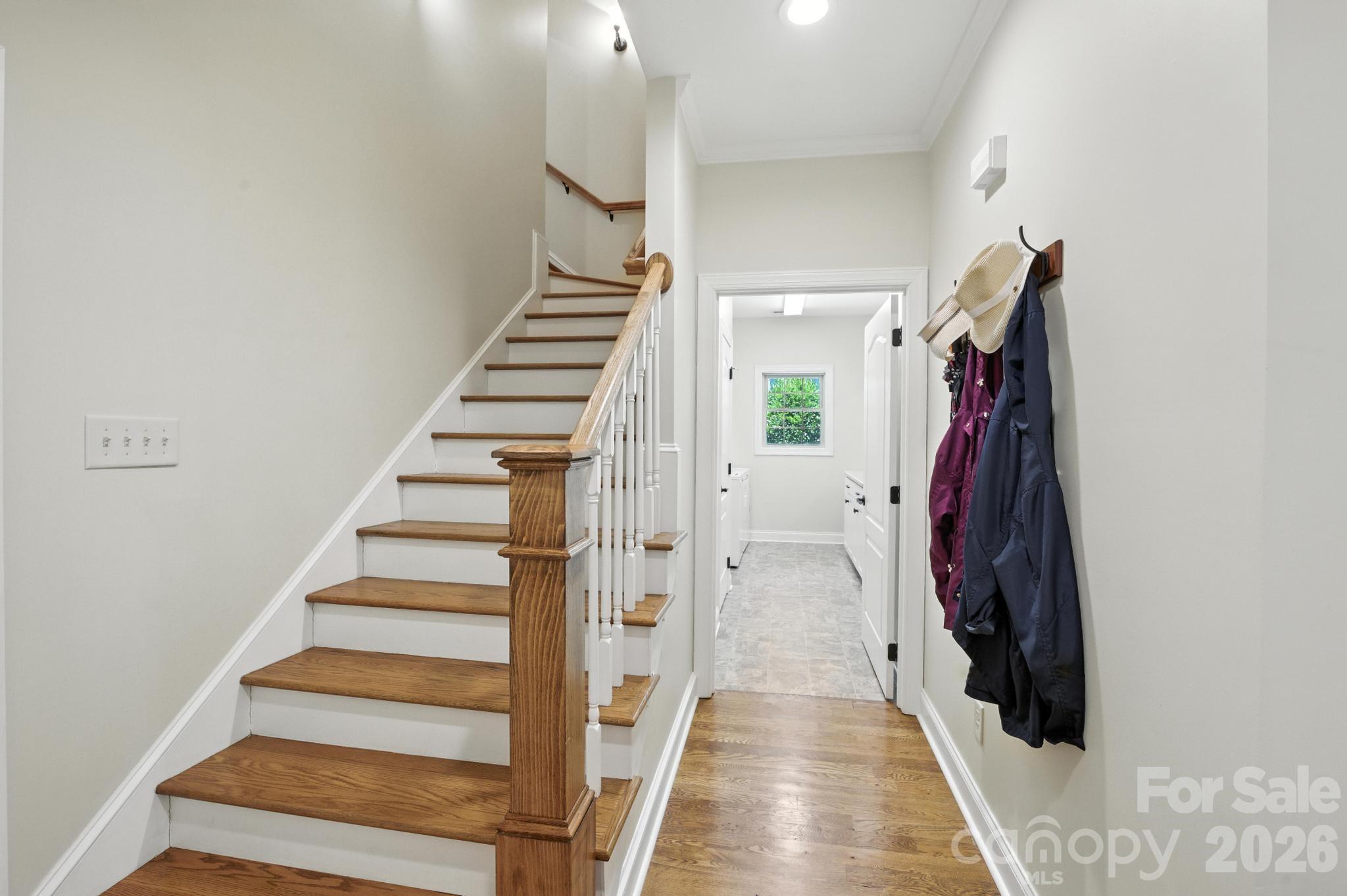 EDGEWATER - Residential