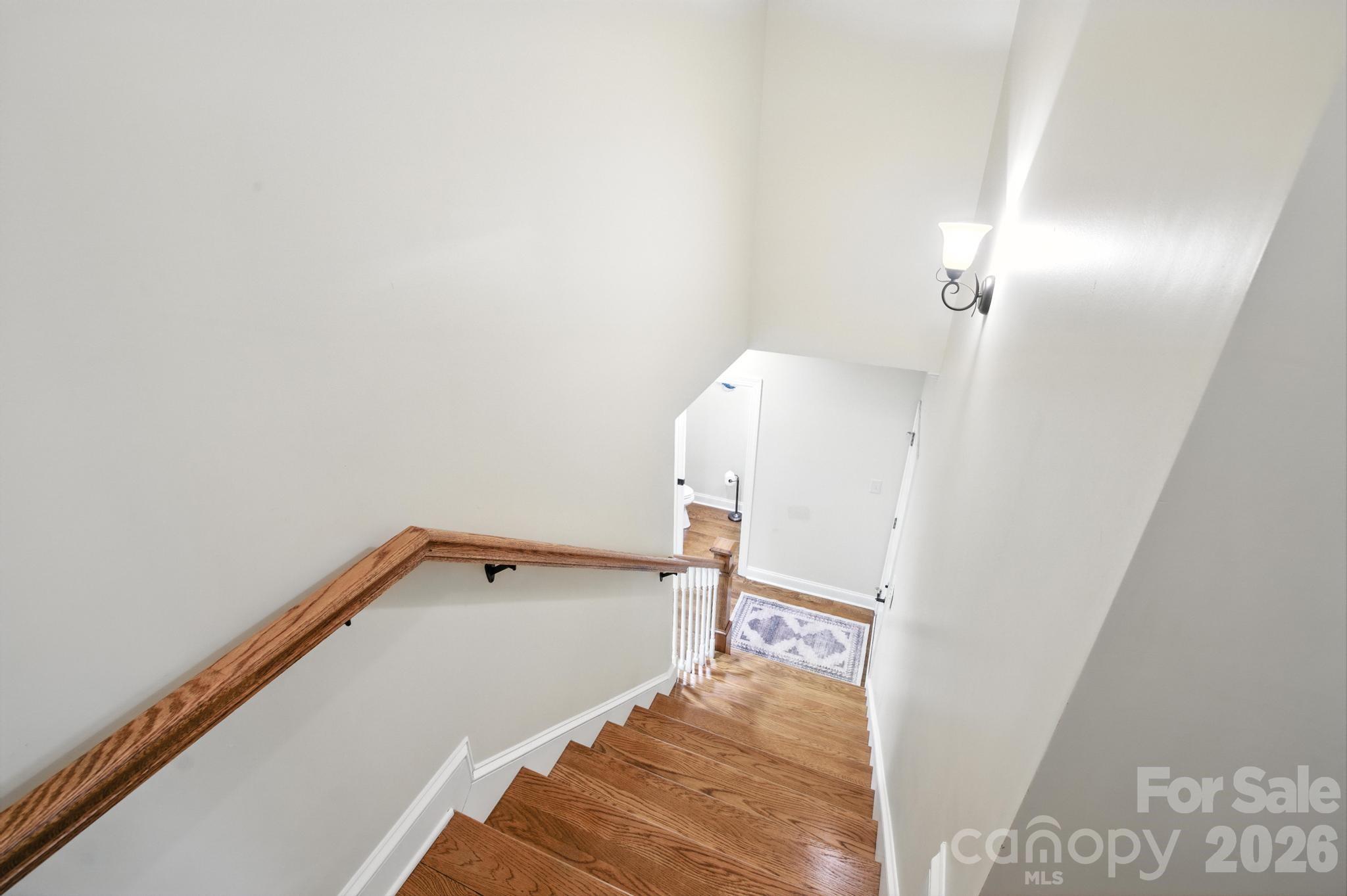 EDGEWATER - Residential