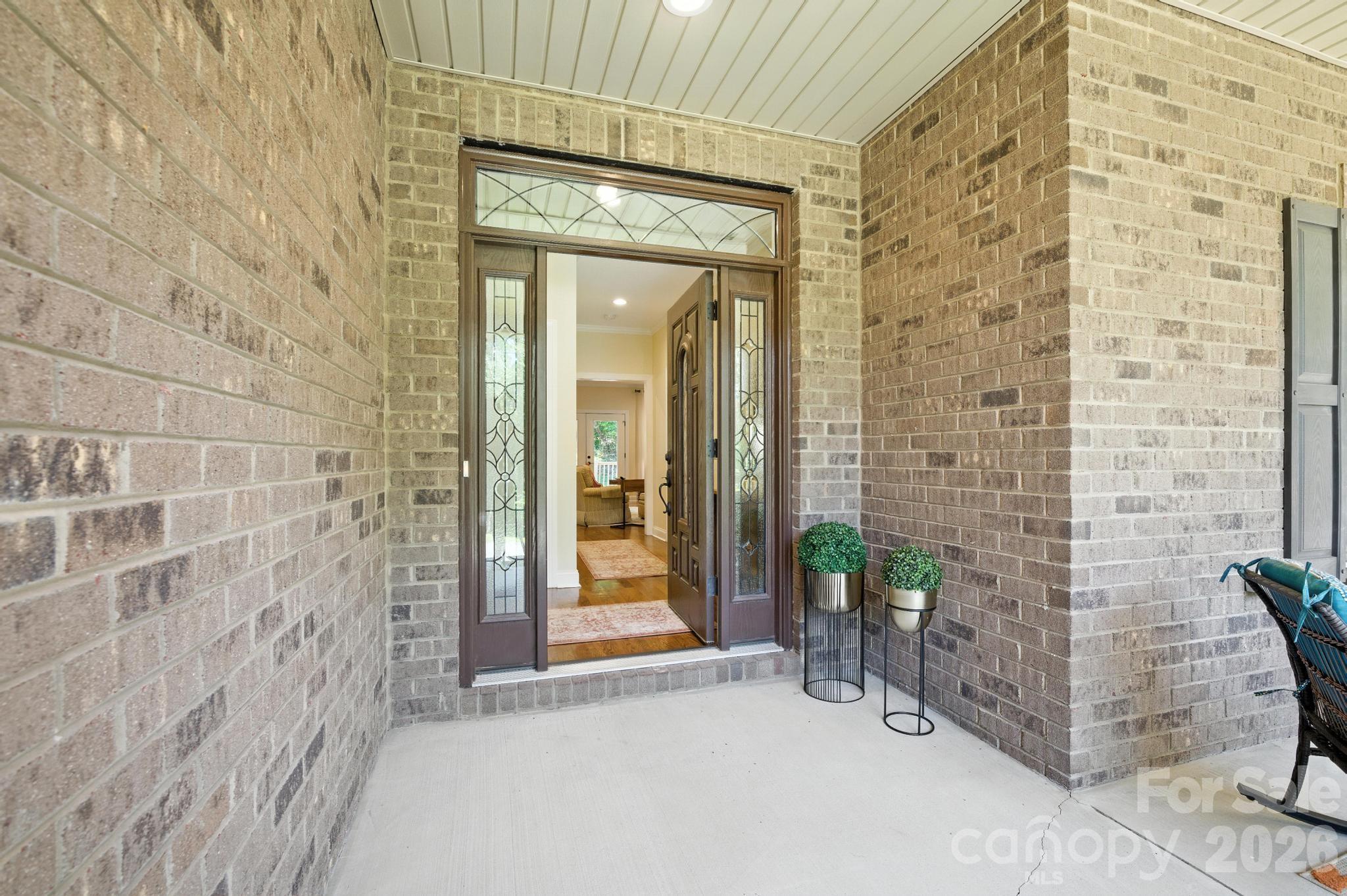 EDGEWATER - Residential