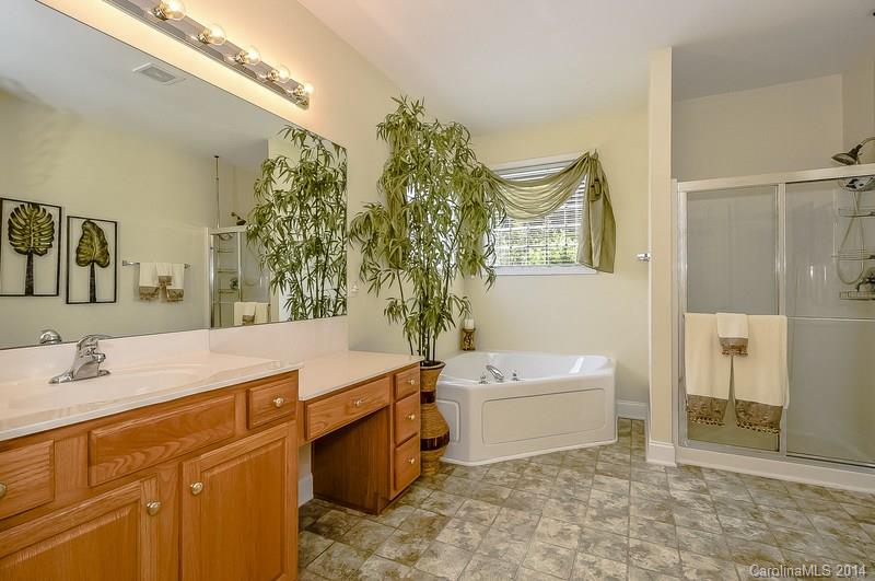 Four Seasons at Gold Hill - Residential