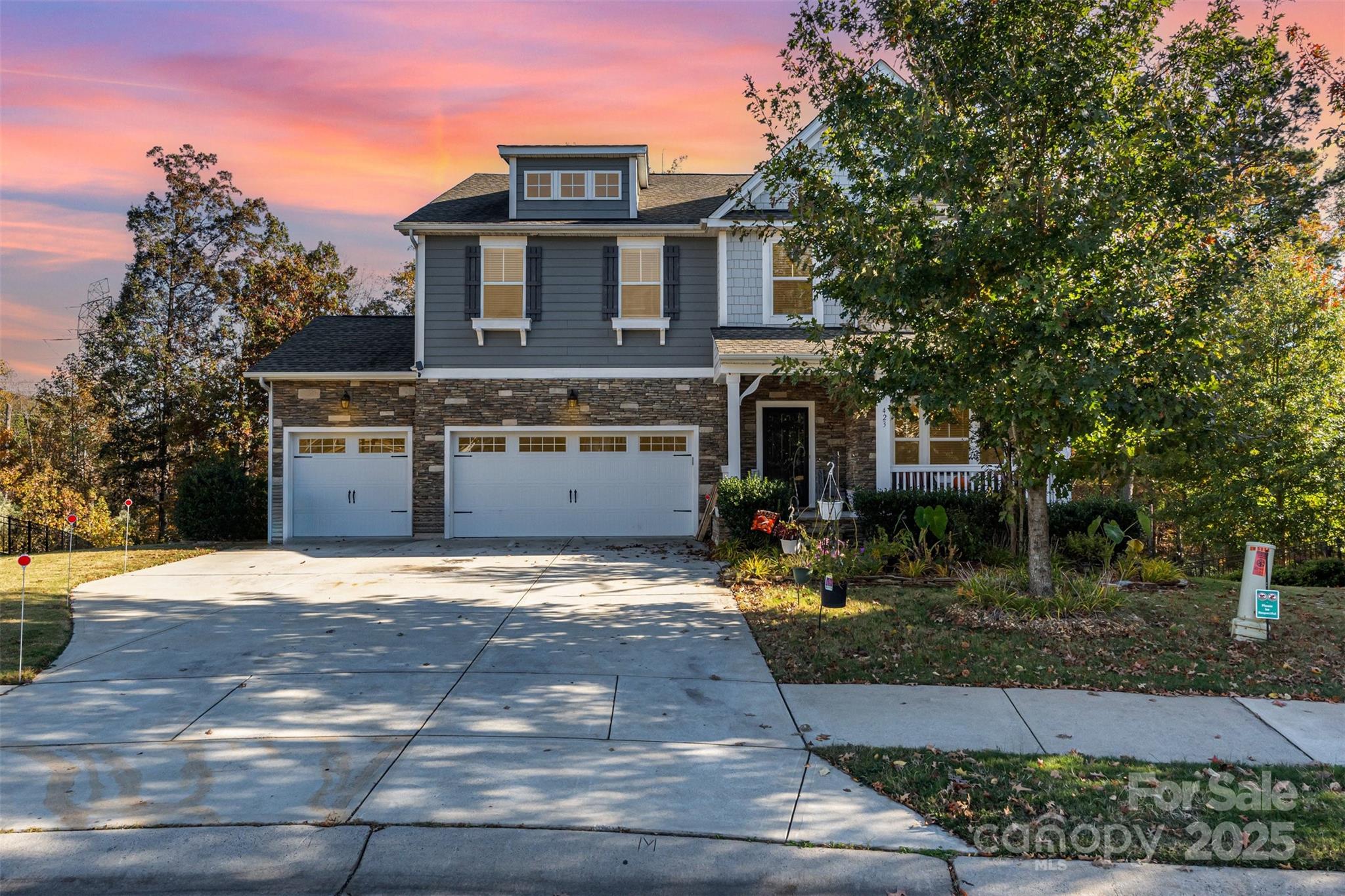 The Pinnacle at Handsmill - Residential