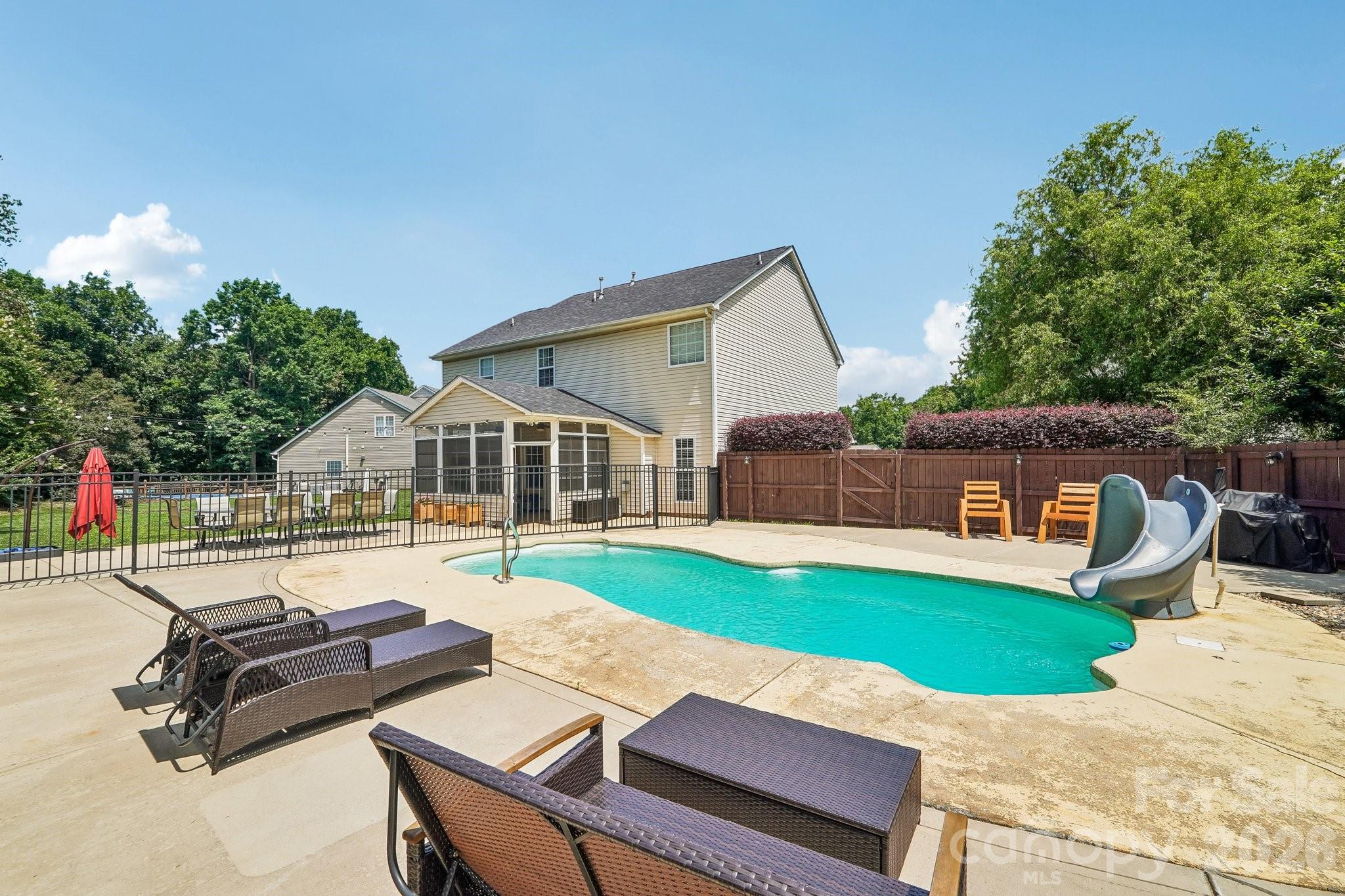 Mcginnis Village - Residential
