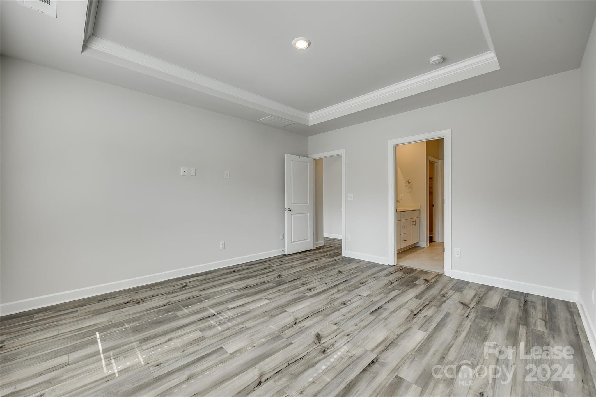 The Vineyards on Lake Wylie - Residential Lease
