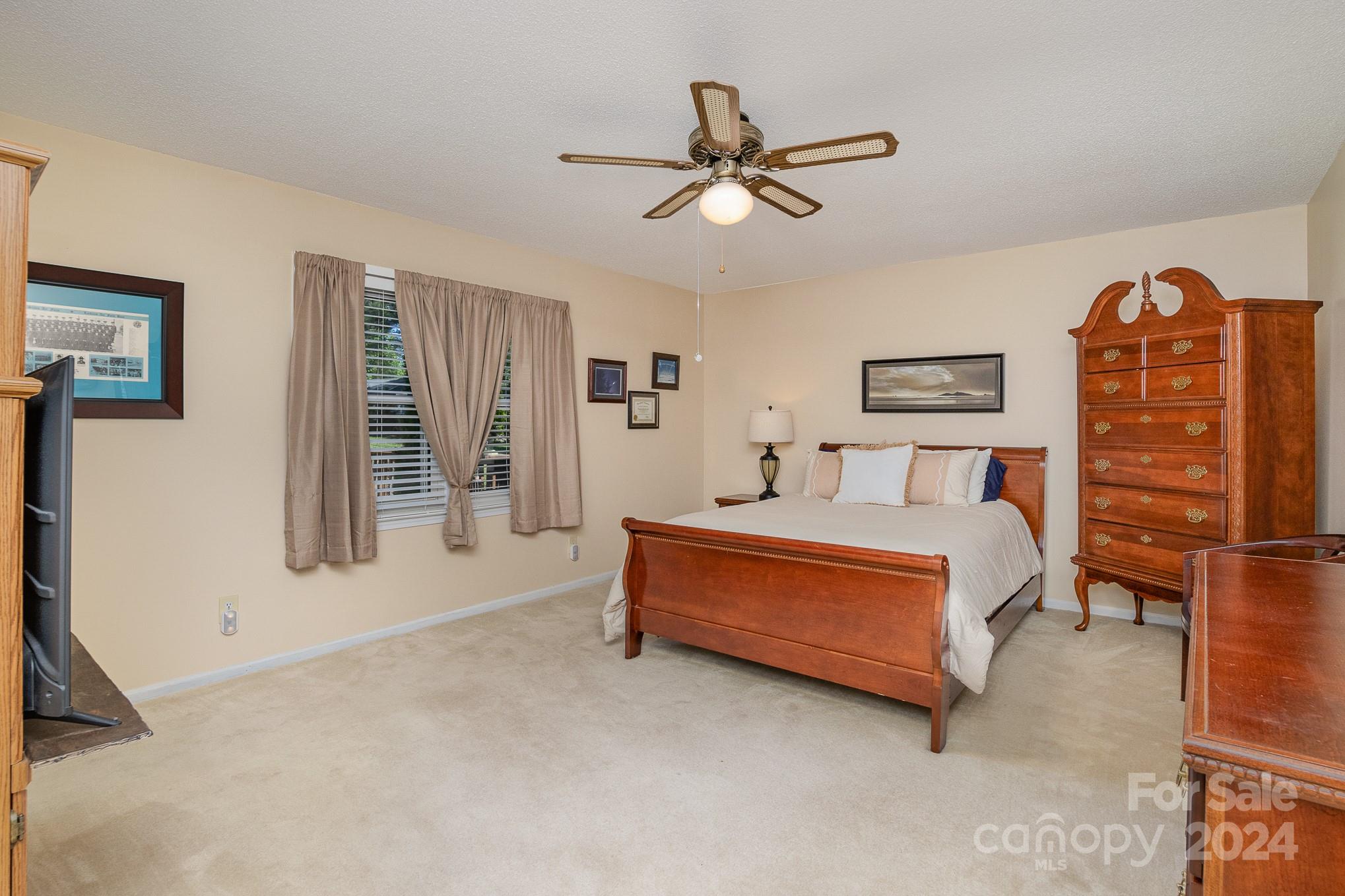 Country Oaks - Residential