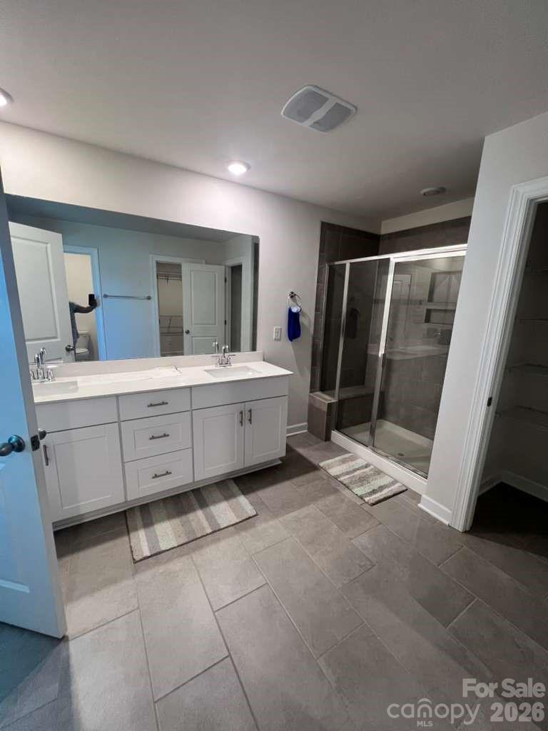 Larkhaven Hills - Residential