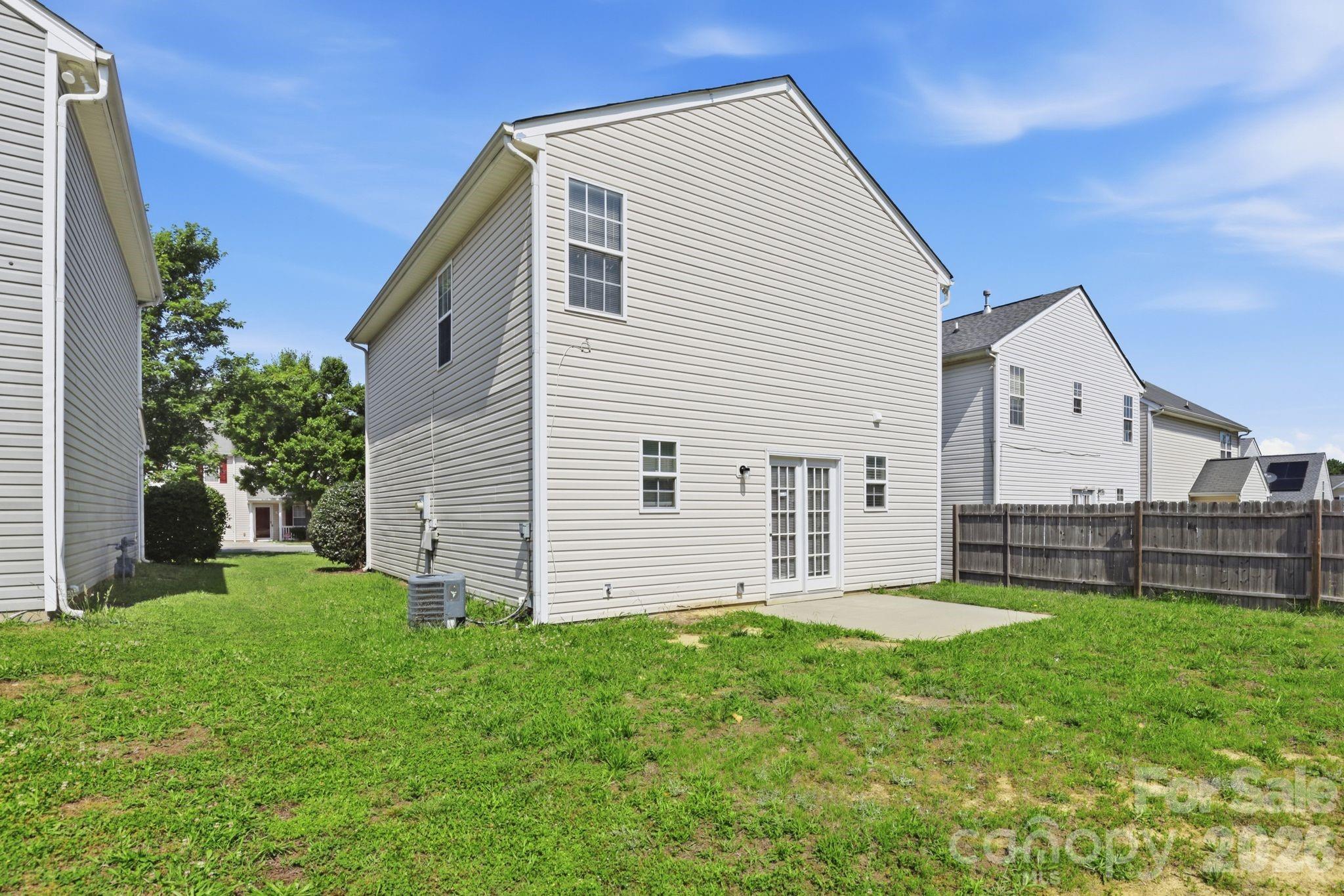 Henderson Oaks - Residential