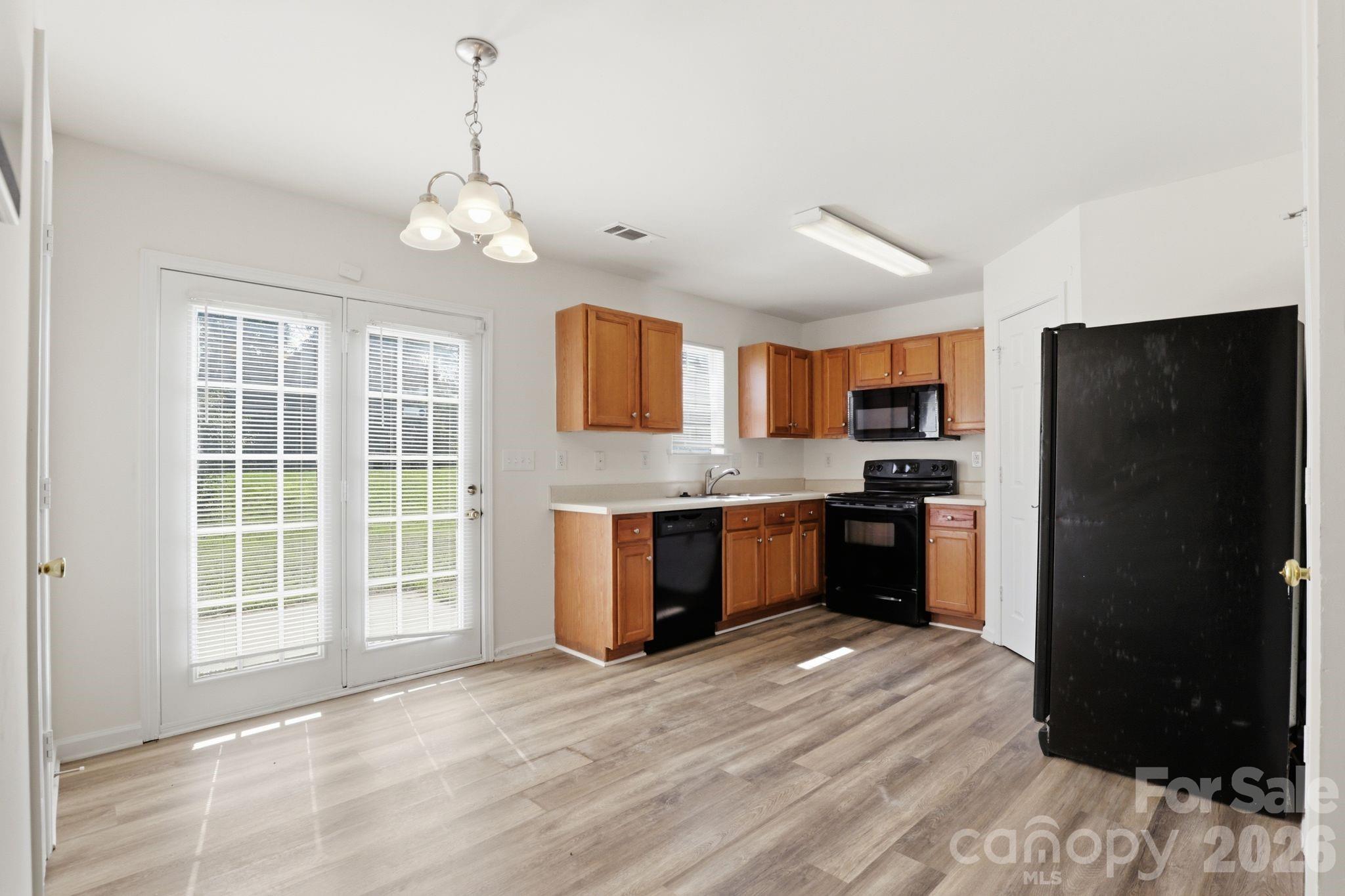 Henderson Oaks - Residential