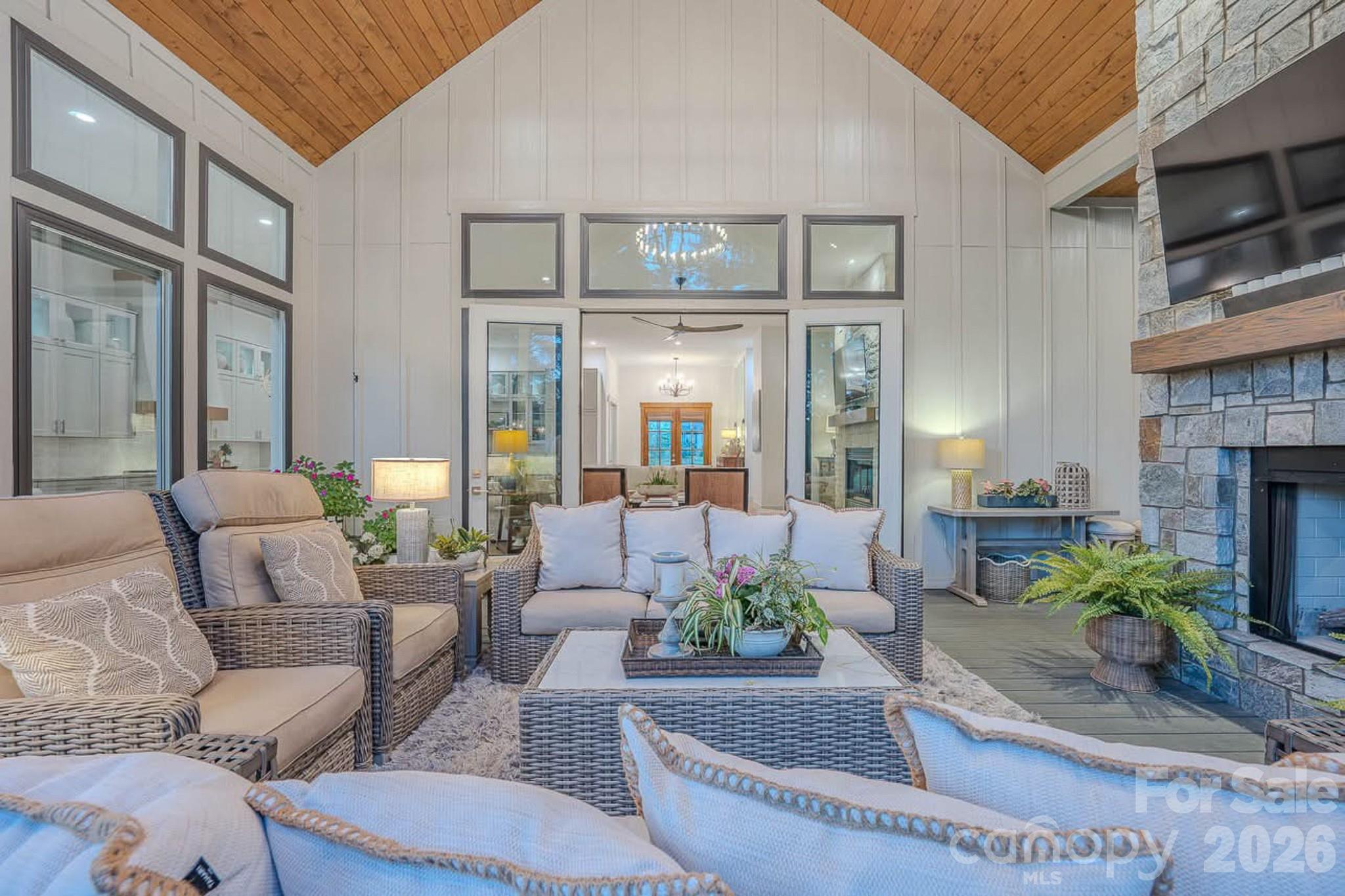 Mills River Crossing - Residential