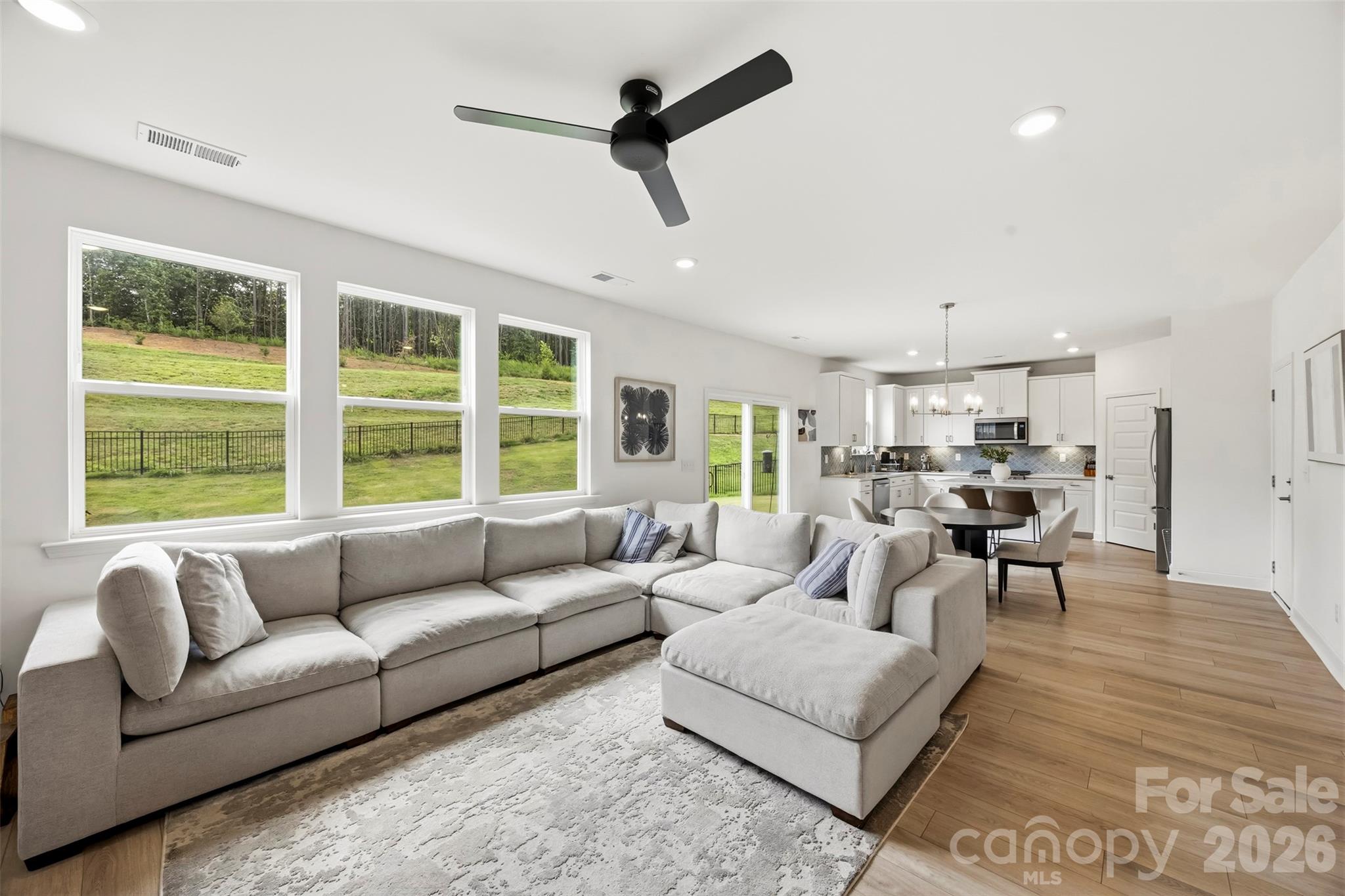 Bella Vista - Residential