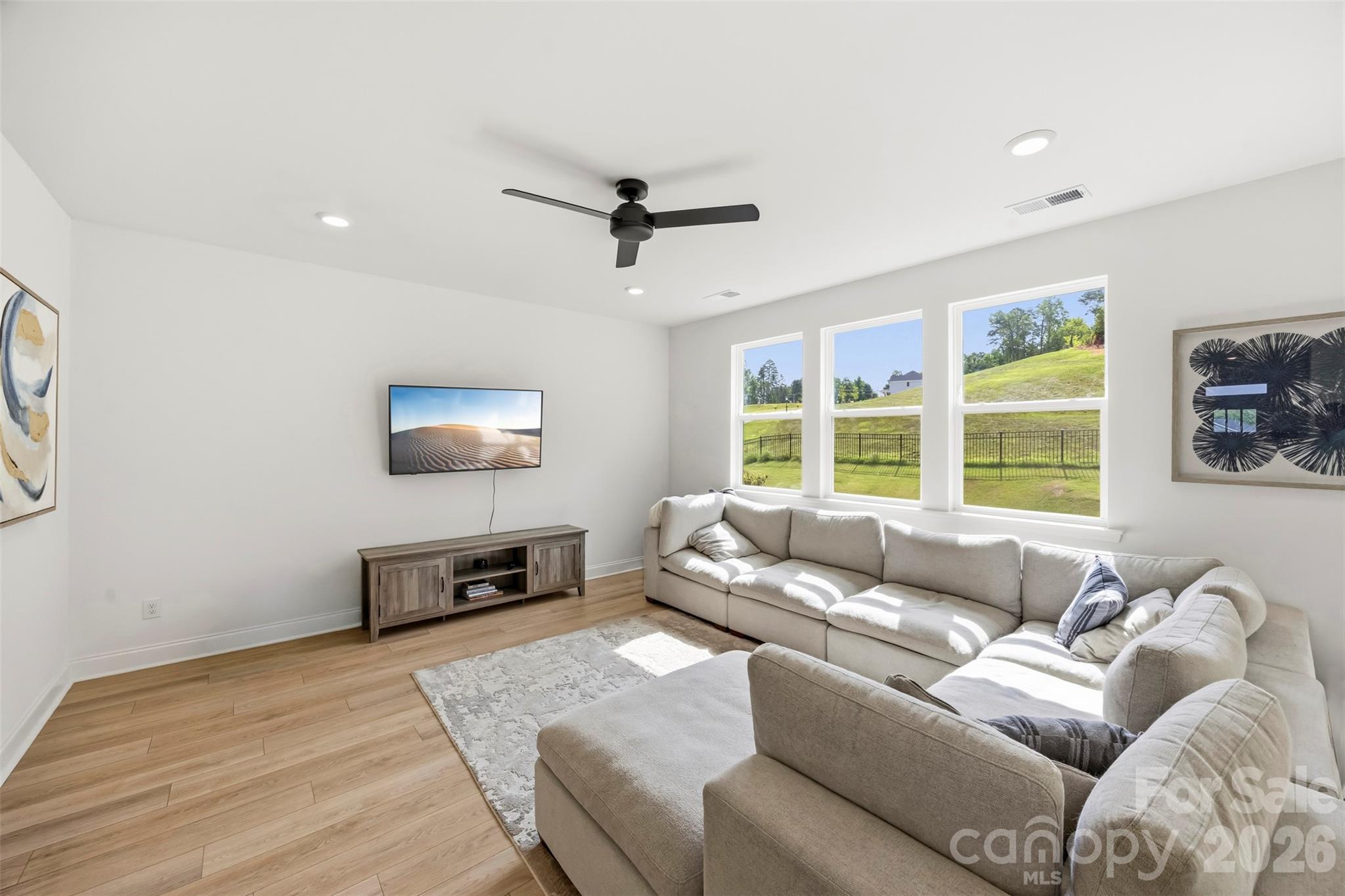 Bella Vista - Residential
