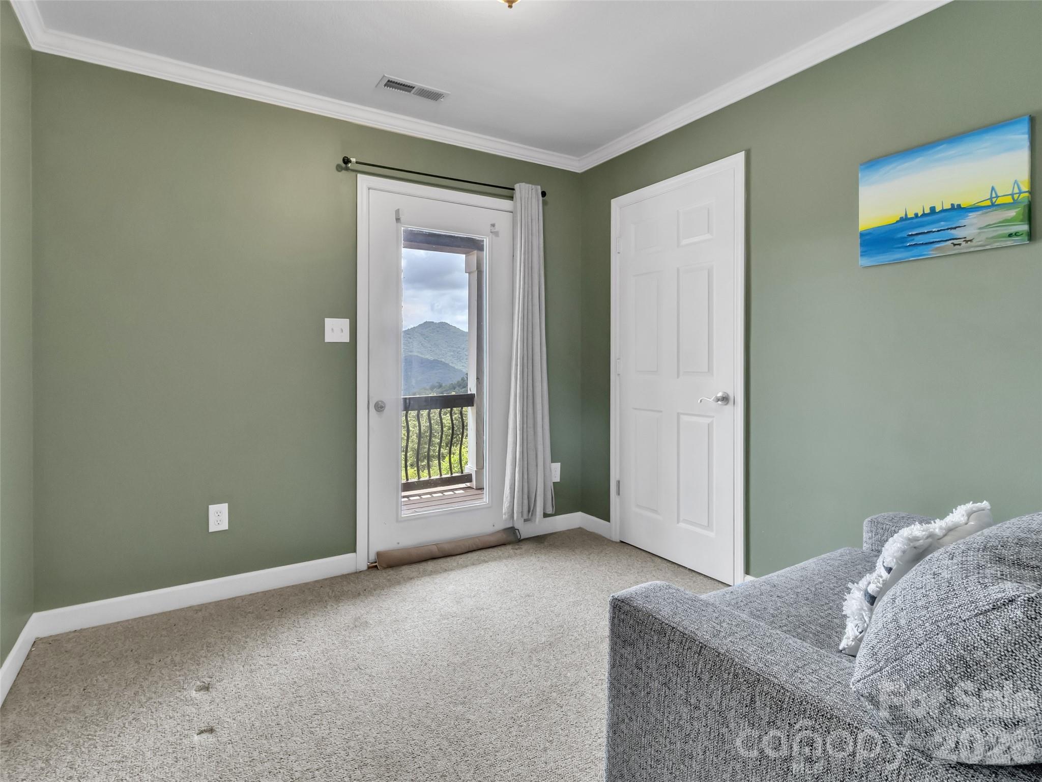 Ferguson Mountain - Residential