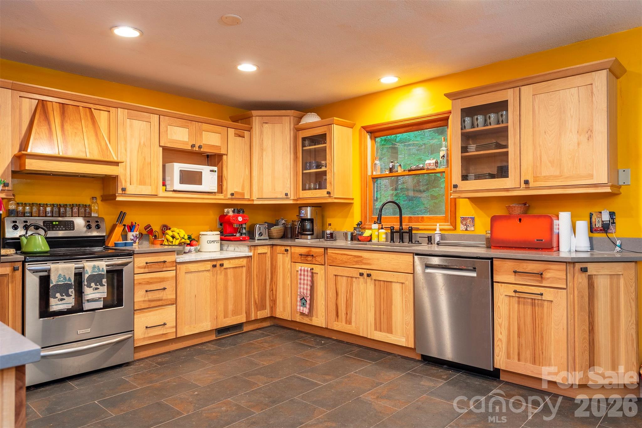 Hunting Lodge Acres - Residential