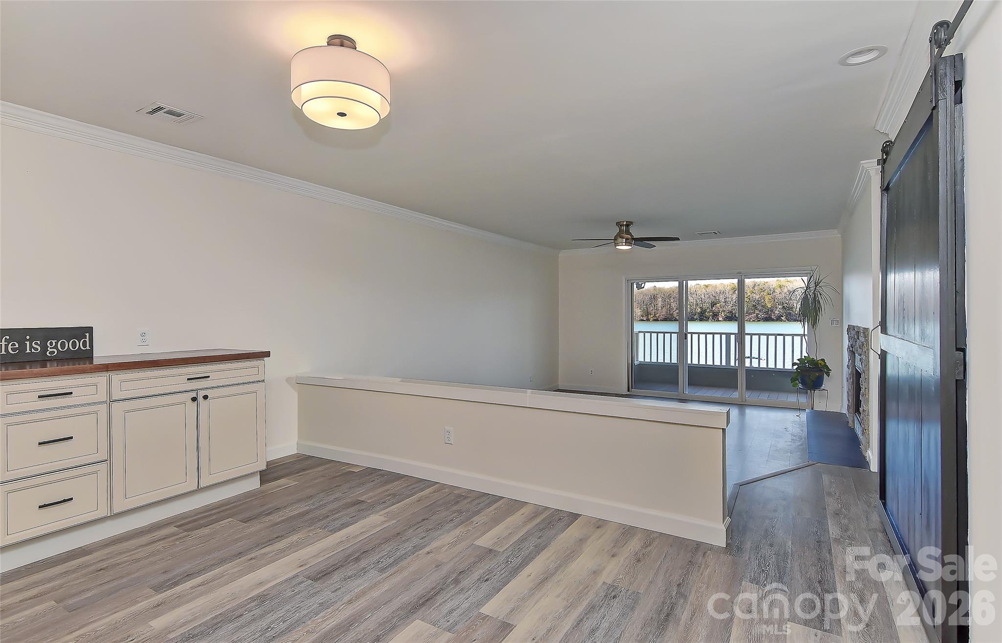 Emerald Point - Residential