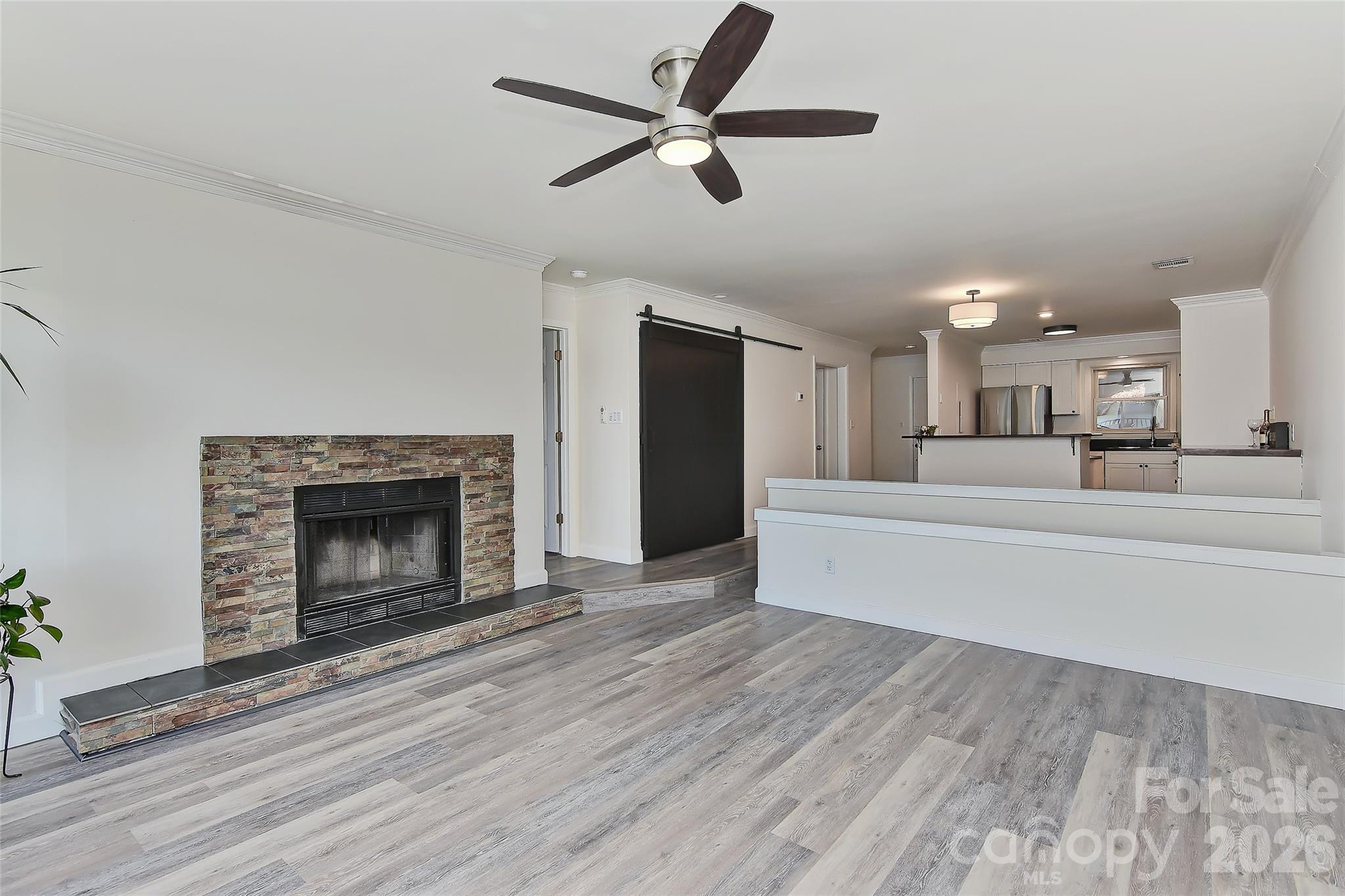 Emerald Point - Residential