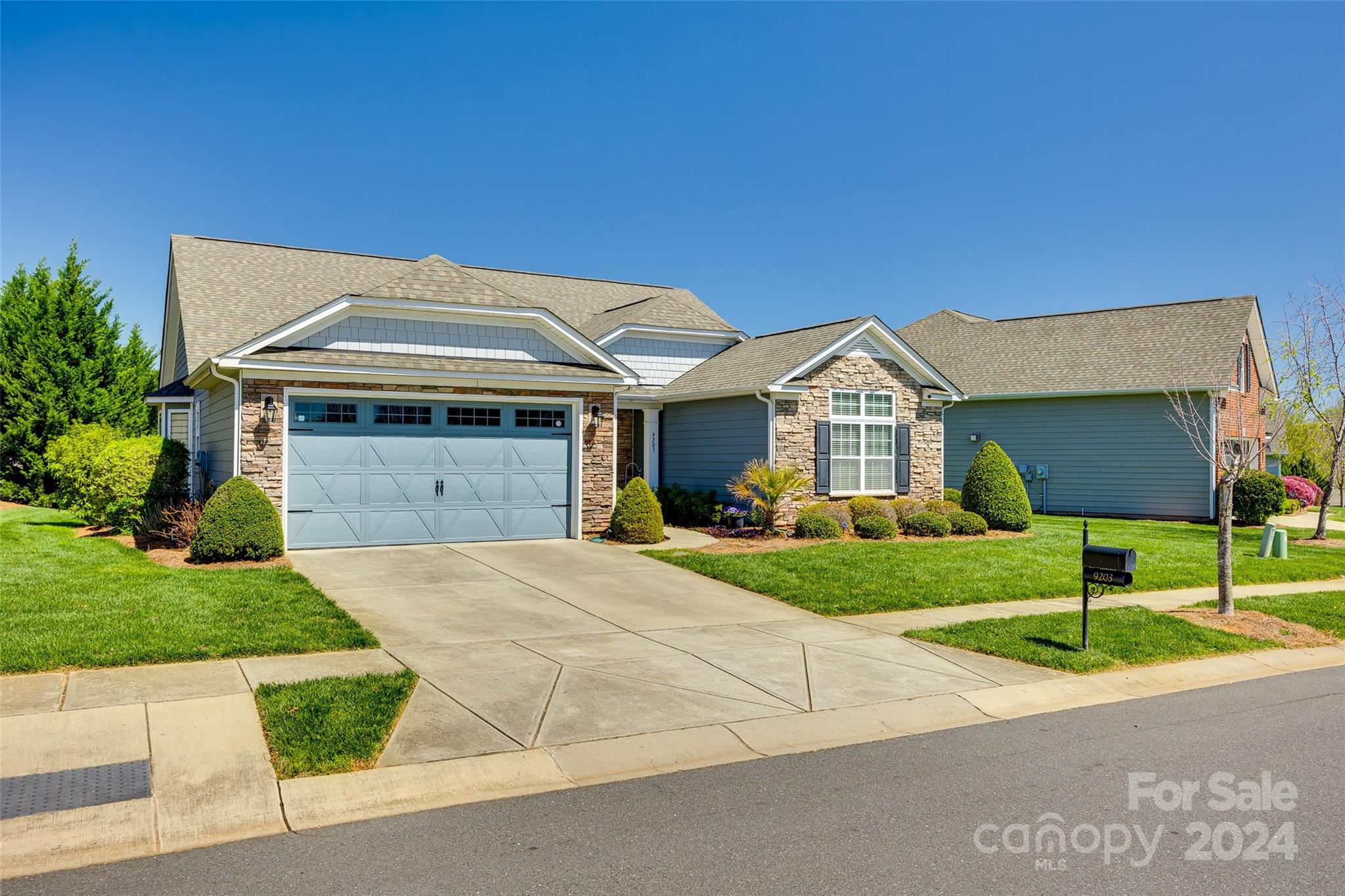 The Vineyards on Lake Wylie - Residential