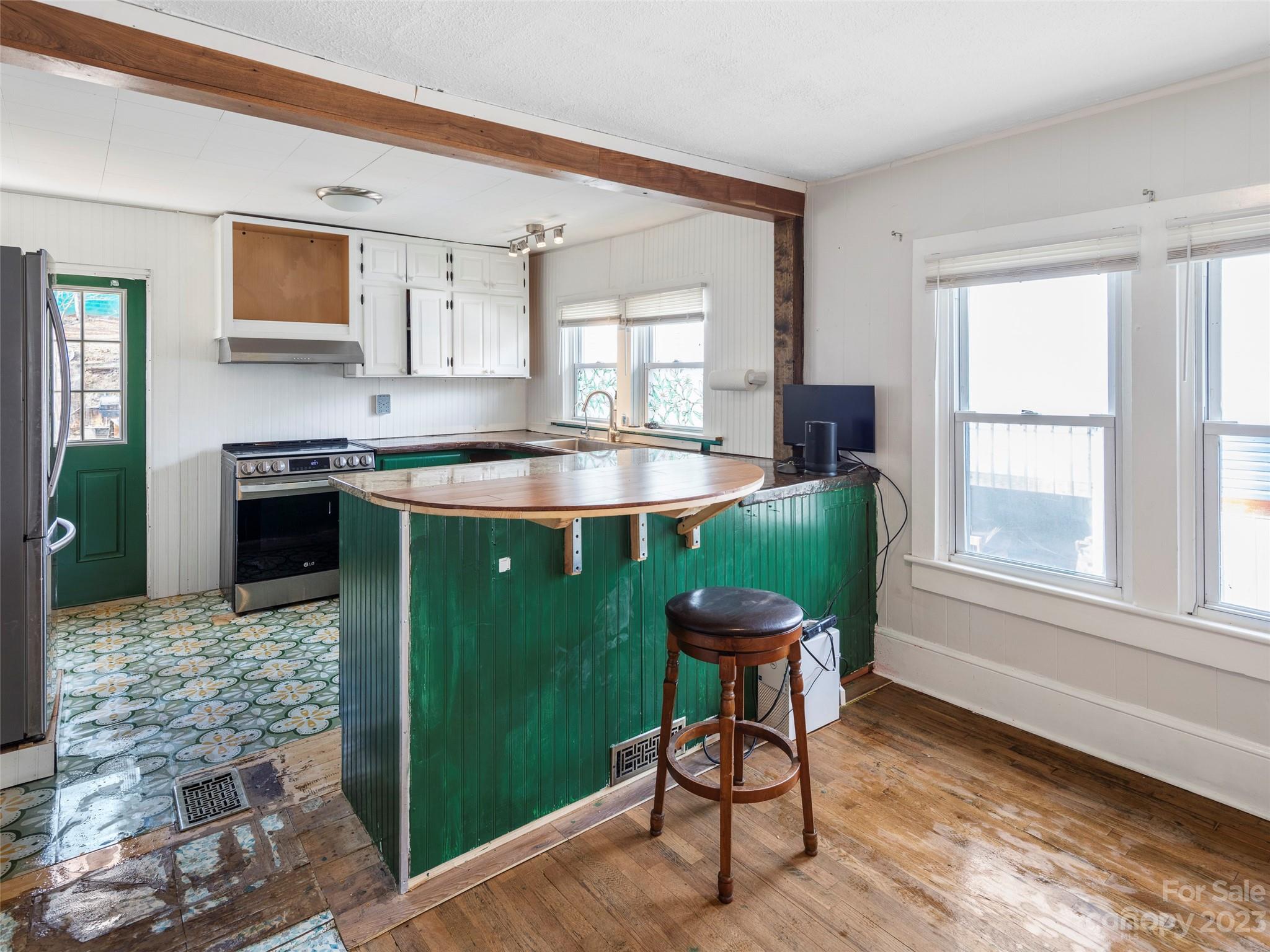 Villa Heights - Residential