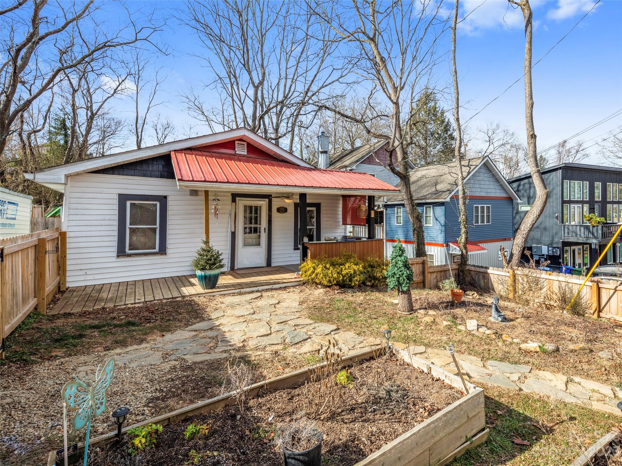 Villa Heights - Residential