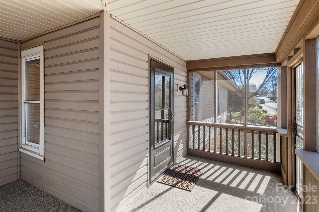 Come see this 2-bedroom & 2-bathroom well-cared-for Gem nestled in the charming town of Cramerton, just minutes away from the Charlotte airport (20-25 mins), Belmont, McAdenville, Gastonia.  The spacious kitchen has an abundance of cabinets (wood) and storage, including 2 pantries & full extended drawers, as well as quartz counters (2020), garbage disposal (2020), eat-in bar, and porcelain tile. Enjoy the over 1,300 sq ft, plus the 2 additional covered porches, one on the side and one in the front, both with privacy screens and fans to keep you cool in the summer and big enough to entertain in the colder months. Both bedrooms have large closets and/or walk-in closets (yes 2 of them), hardwood flooring, private bathrooms with tile, as well as fans.  The beautiful floors have been well-kept, and the appliances all remain including the washer and dryer (gas). 
This lovely one-level home is within walking distance of supermarkets, the town of Cramerton Central Park, and so much more!