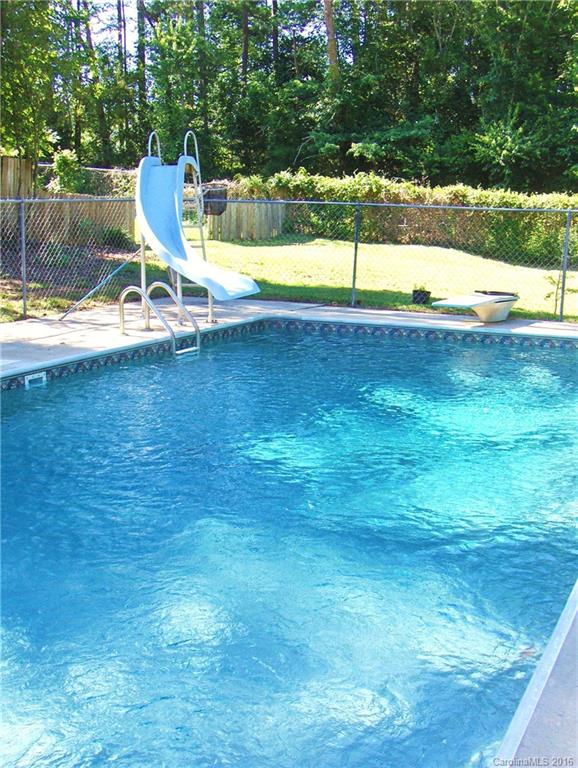 Meadowbrook Acres - Residential