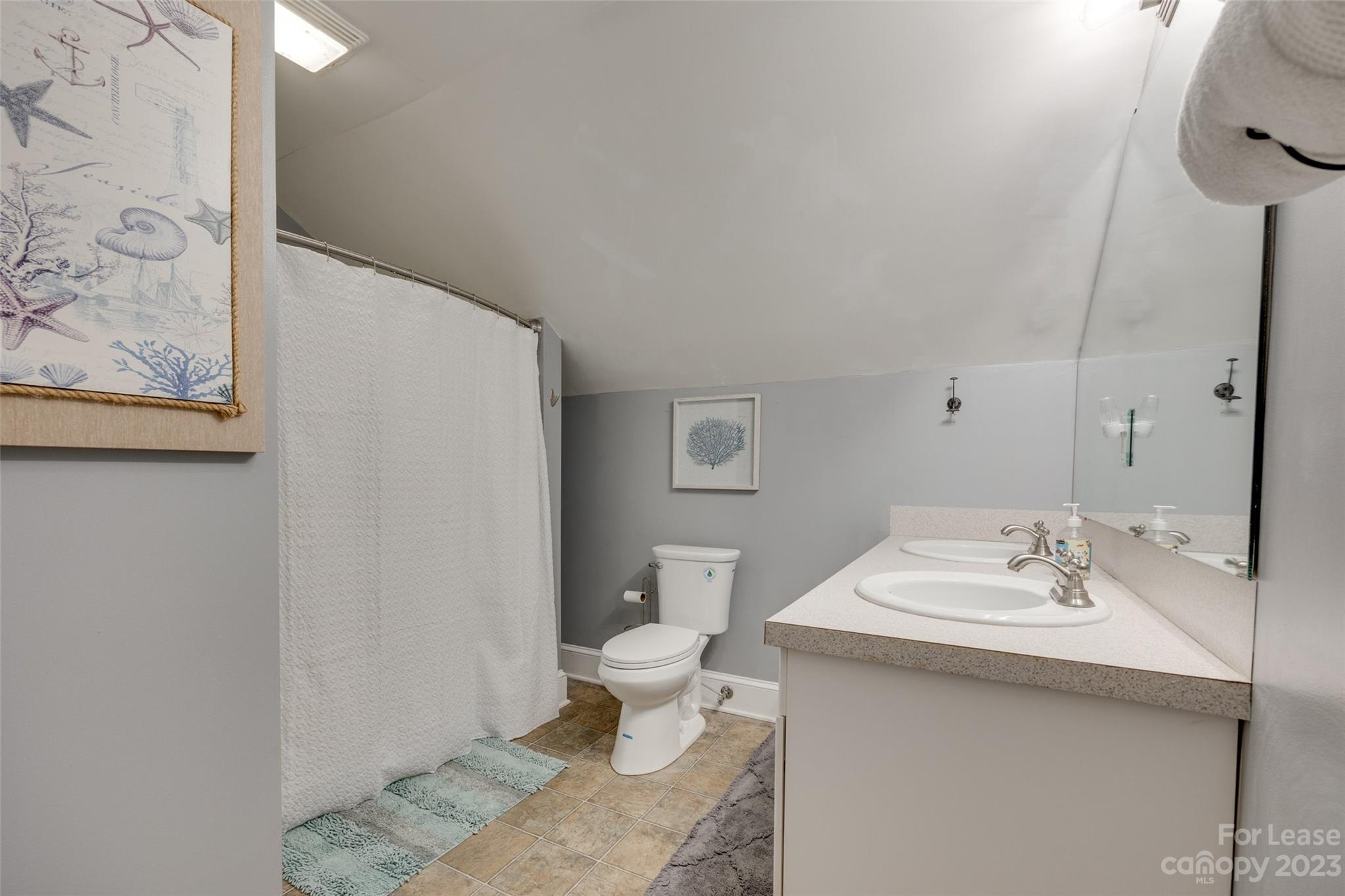 Seventeen Acres - Residential Lease