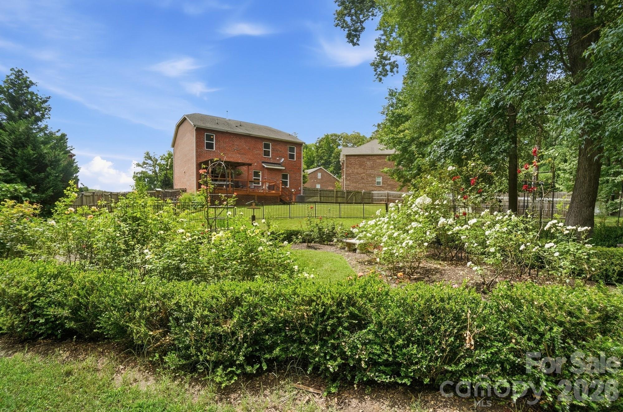 Miller Pond - Residential